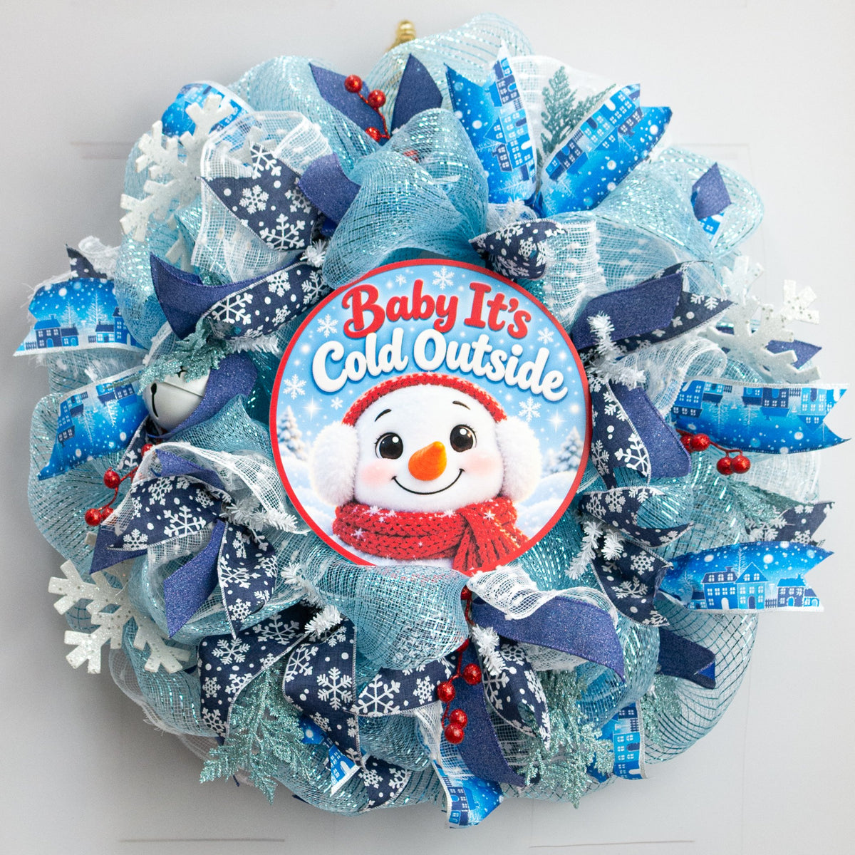 10.5" Round Waterproof Sign: Cold Outside Snowman With Earmuffs detail photo 3