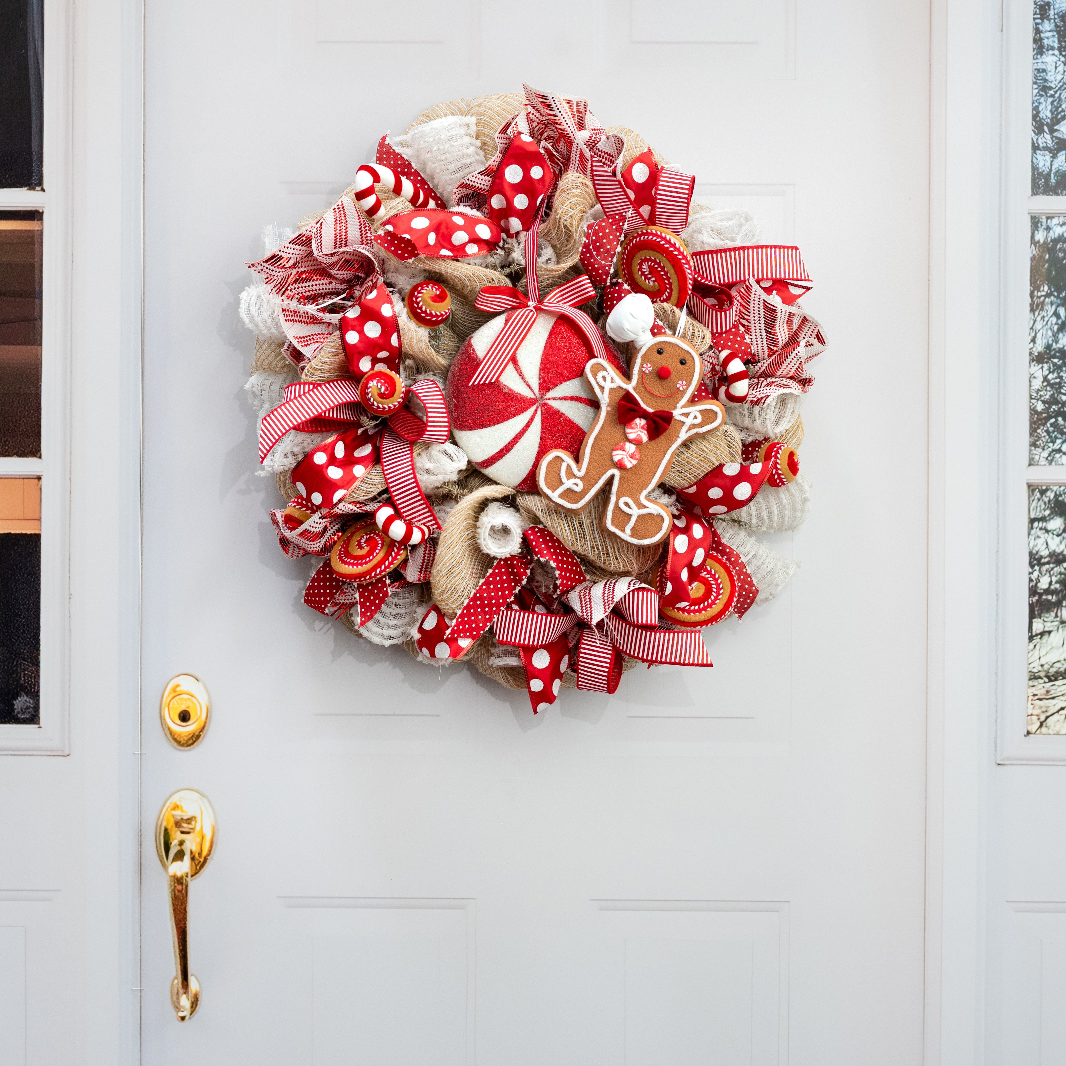 10" Gingerbread Chef Ornament detail photo 4