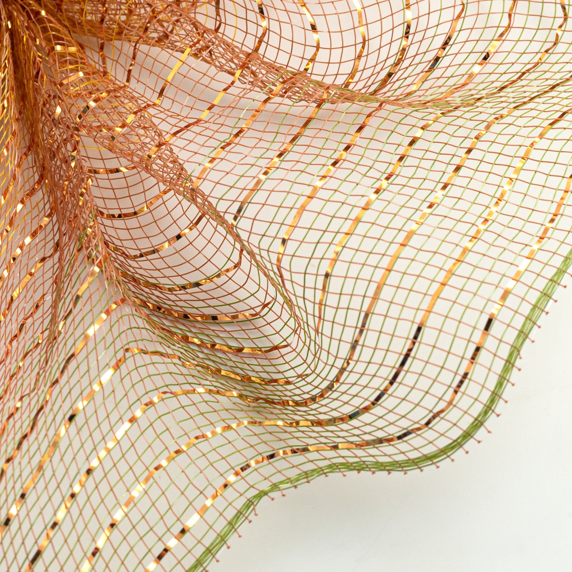 10" Metallic Ombre Mesh: Late Fall Lifestyle Photo