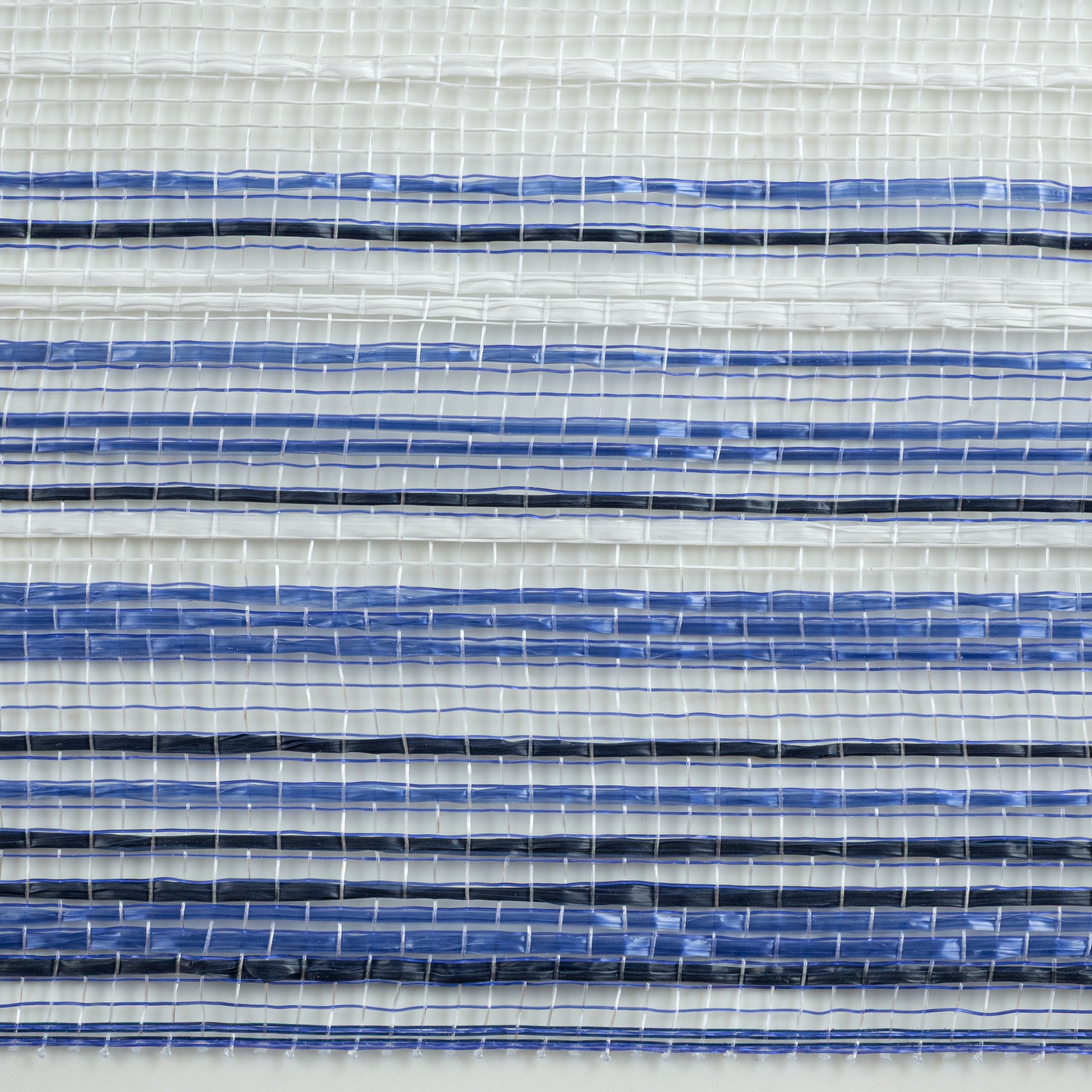 10" Vertical Wide Strip Ombré Mesh: Blues & White detail photo 3