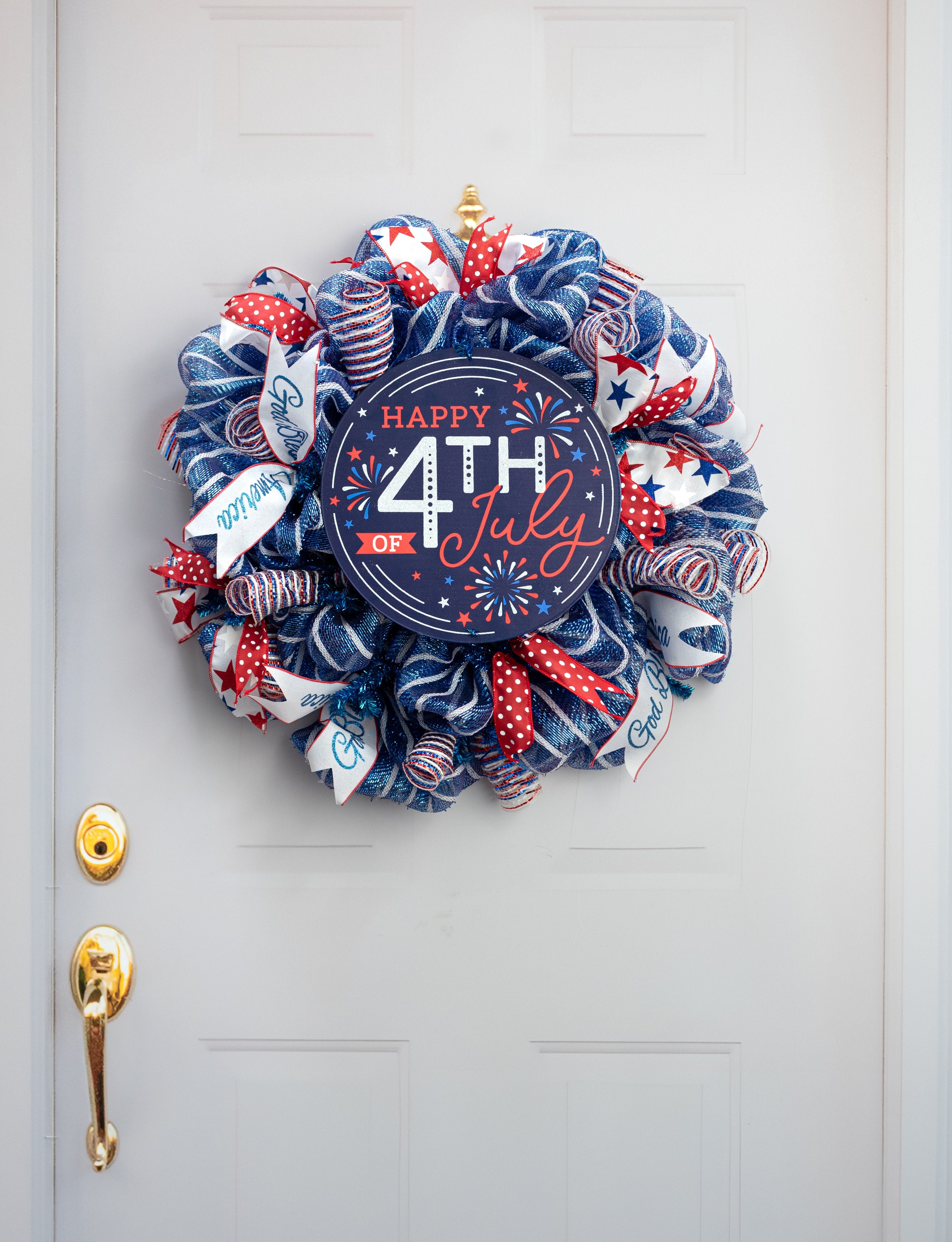 12" Round Metal Sign: Glittered 4th of July detail photo 4
