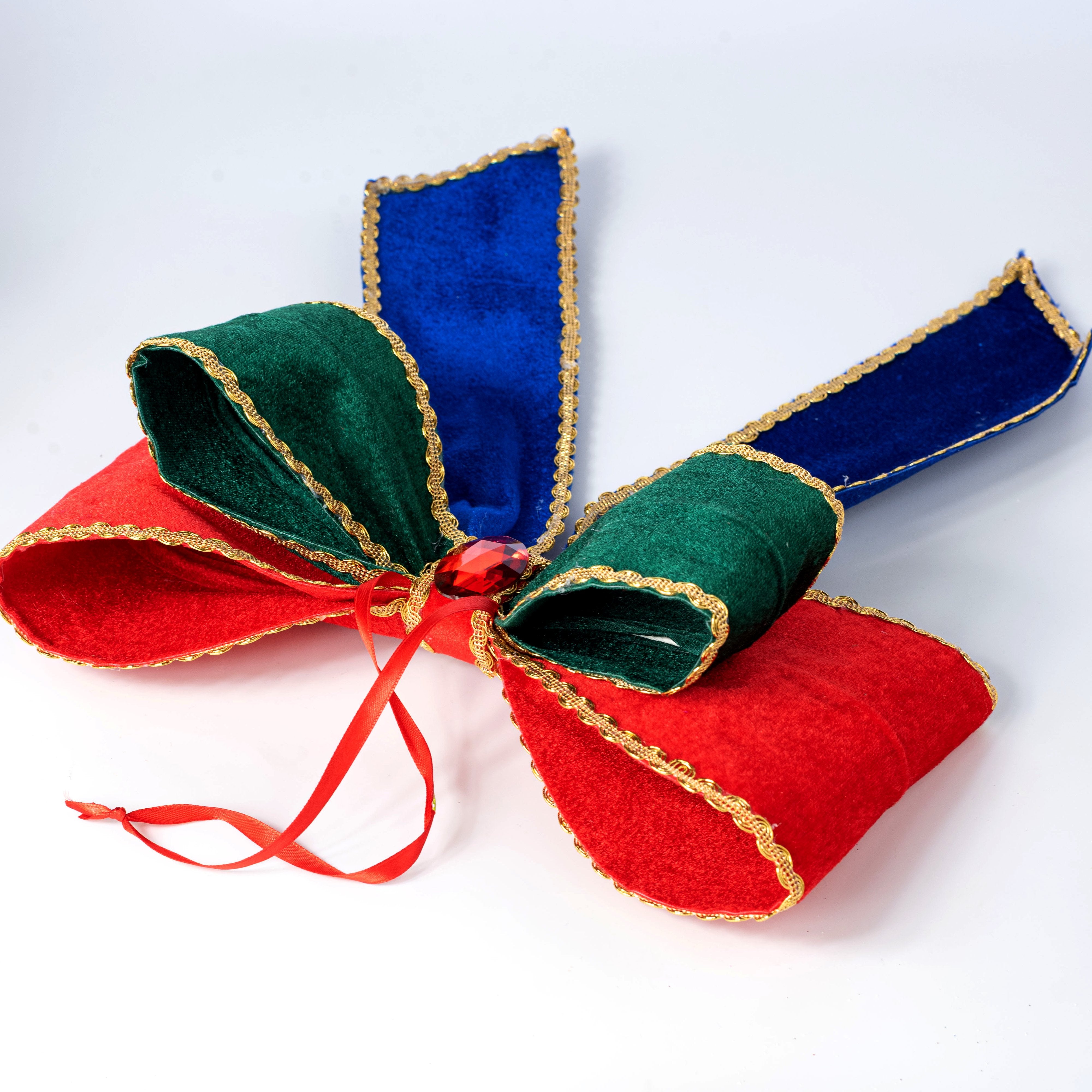 15" x 12" Velvet & Gem Bow: Preppy Christmas detail photo 5