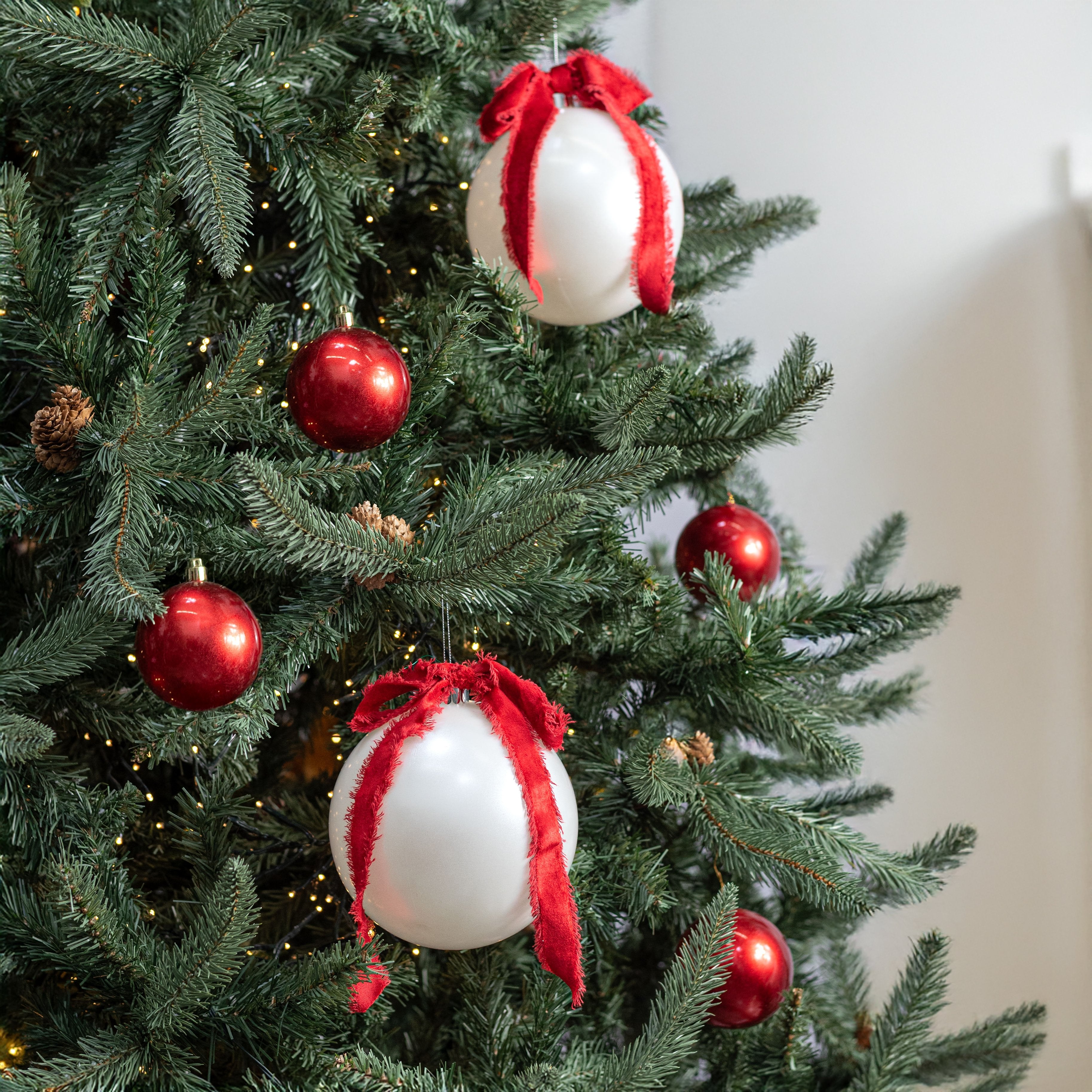 150mm Pearlized Ball Ornament: White Lifestyle Photo