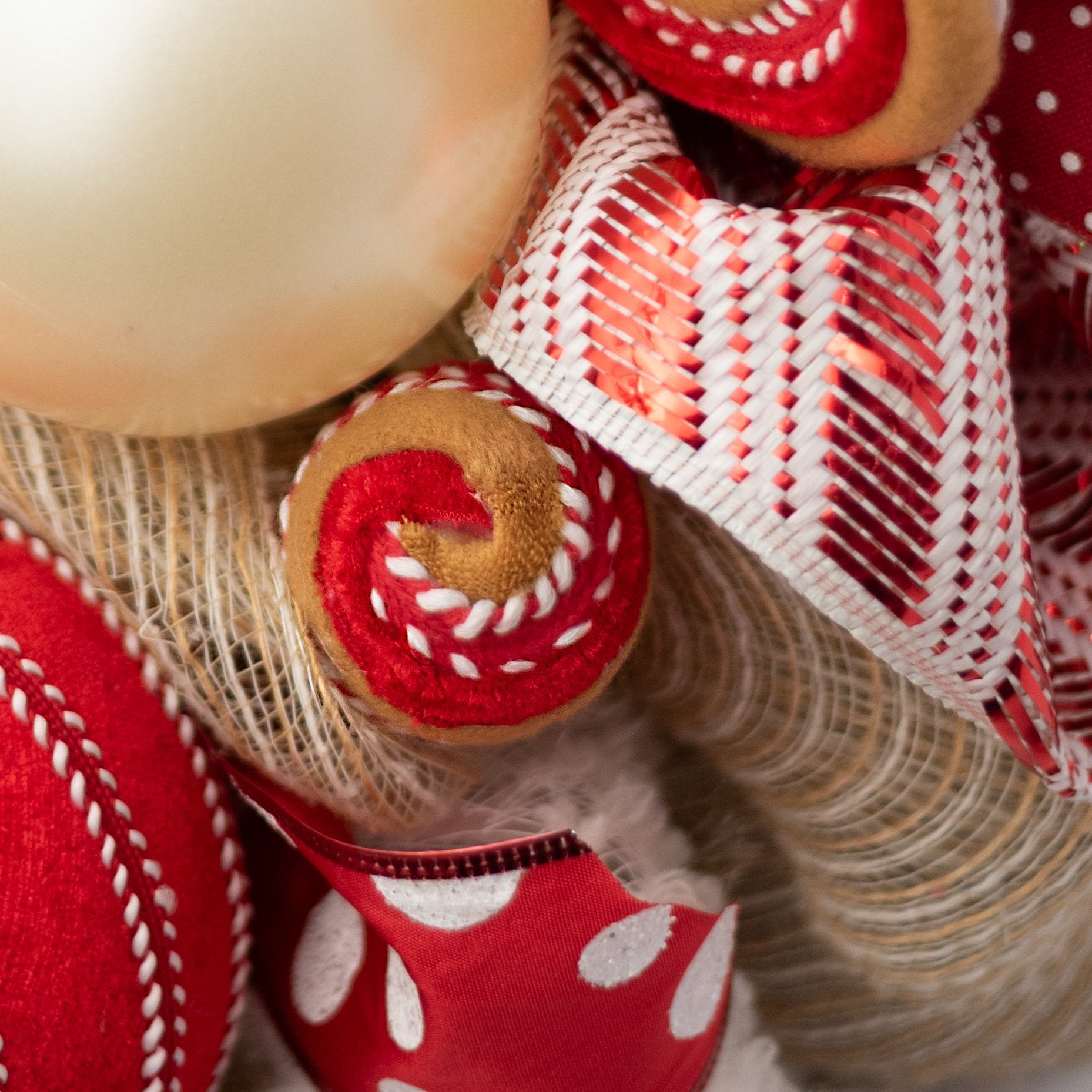 16" Lollipop Stitch Ball Pick: Red Gingerbread Lifestyle Photo