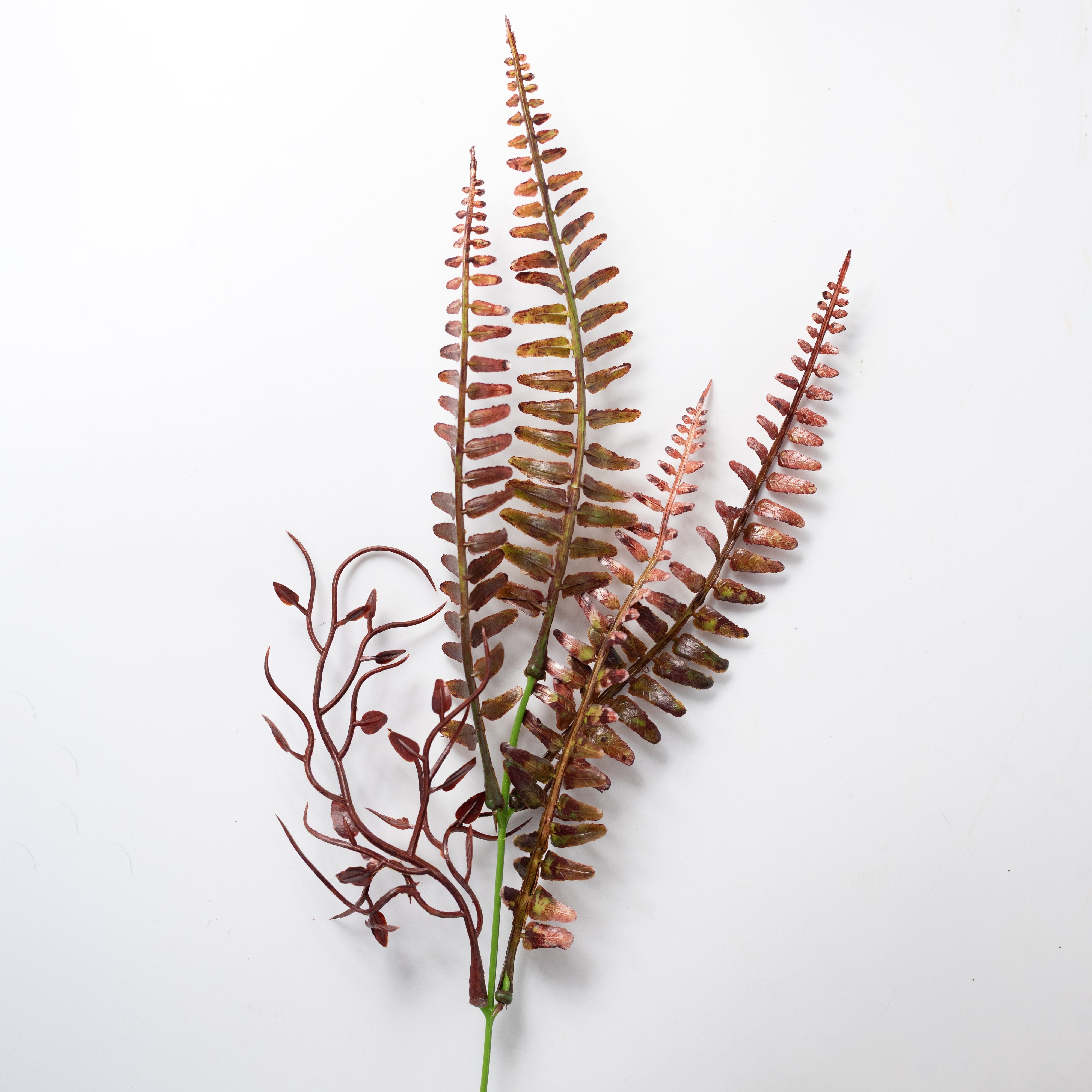 17" Fern with Vines Bush: Burgundy detail photo 4