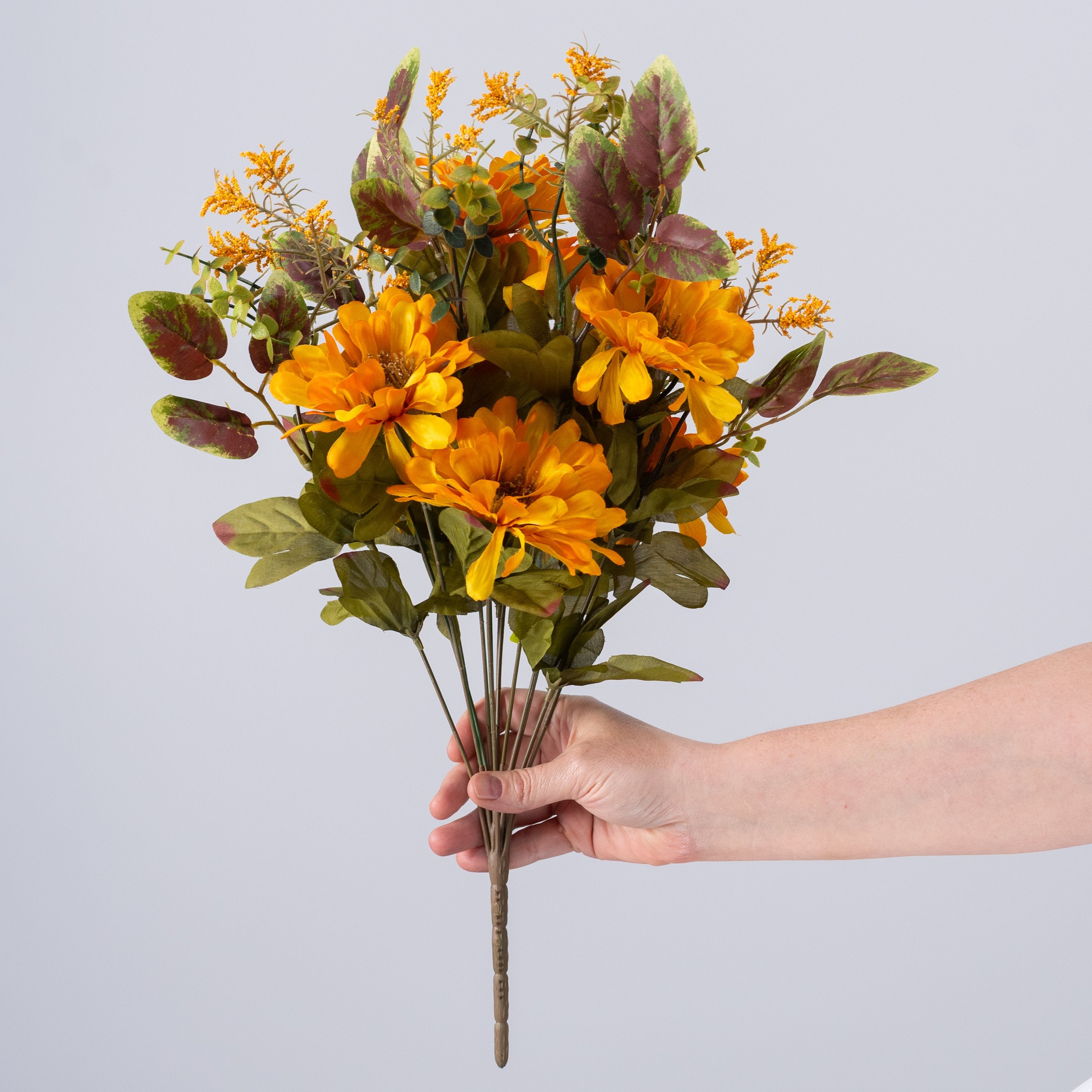 18" Fall Zinnia Filler Bush: Golden Yellow (14 Stem) detail photo 3