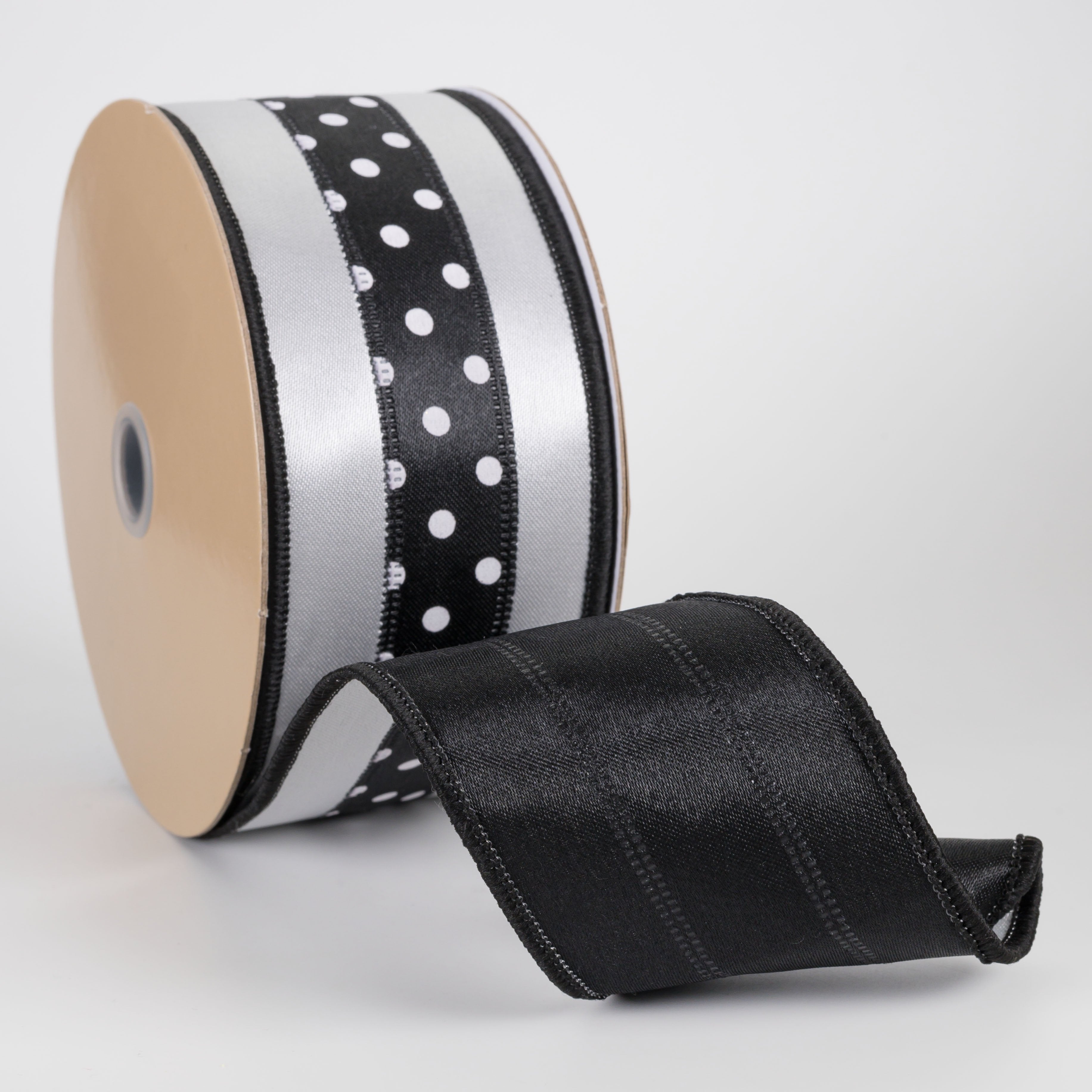 2.5" Double Sided Fused 3-in-1 Polka Dot Ribbon: Black & White (10 Yards) detail photo 3