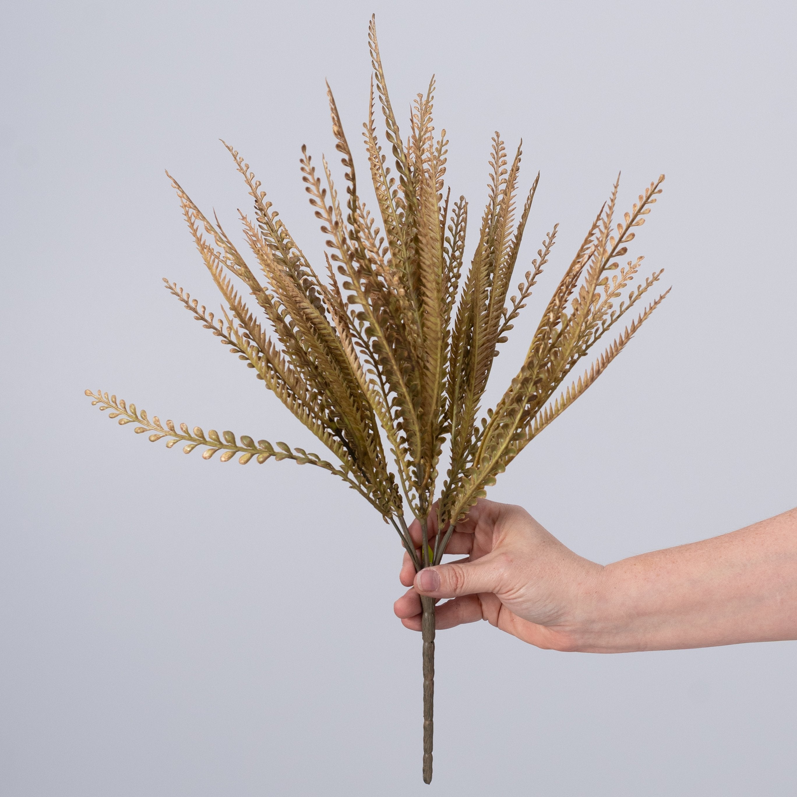 20" Plastic Leaf Button Fern Bush: Beige & Brown (7 Stem) detail photo 3
