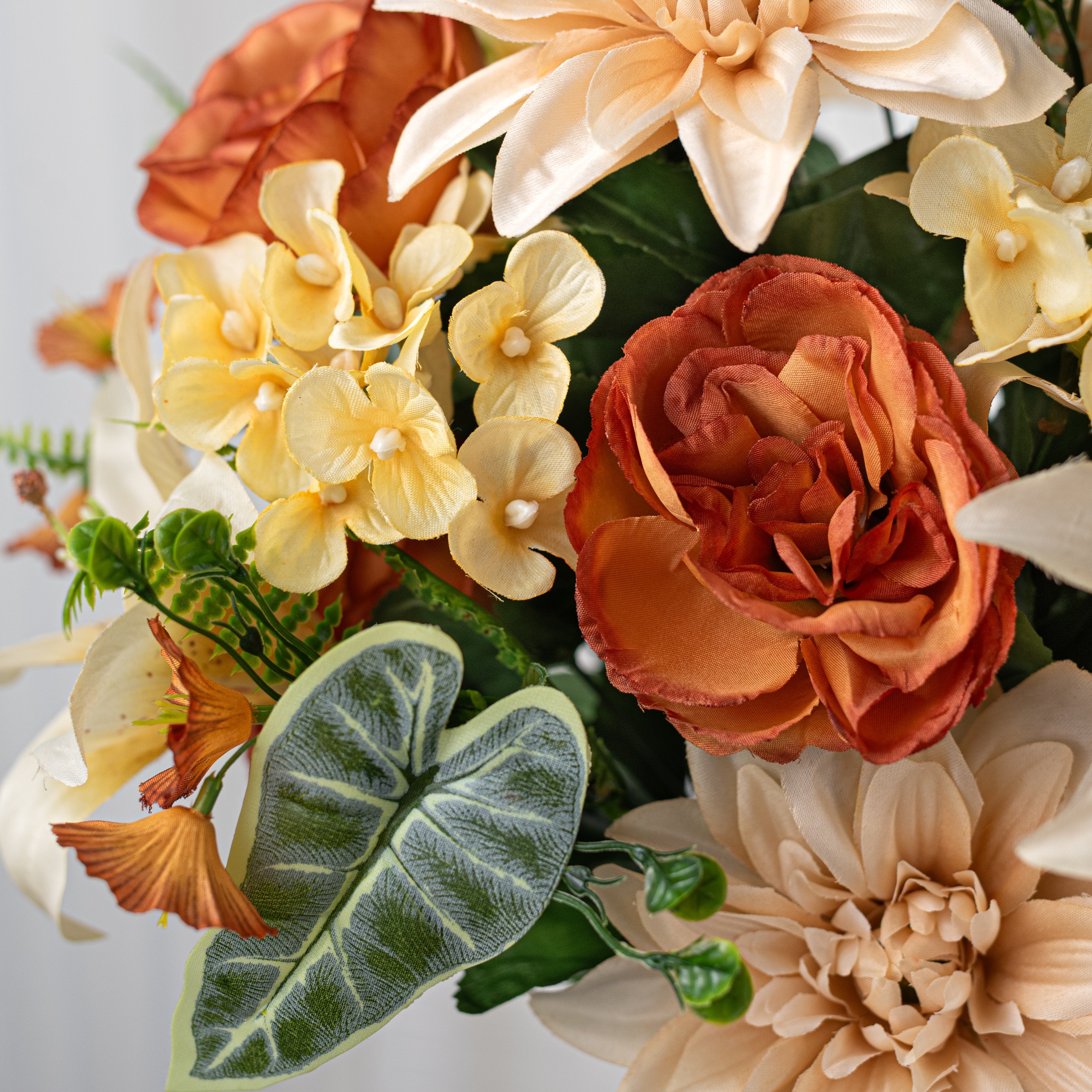 24" Dahlia, Lily & Rose Bush: Beige Rust Mix (24 Stem) Lifestyle Photo