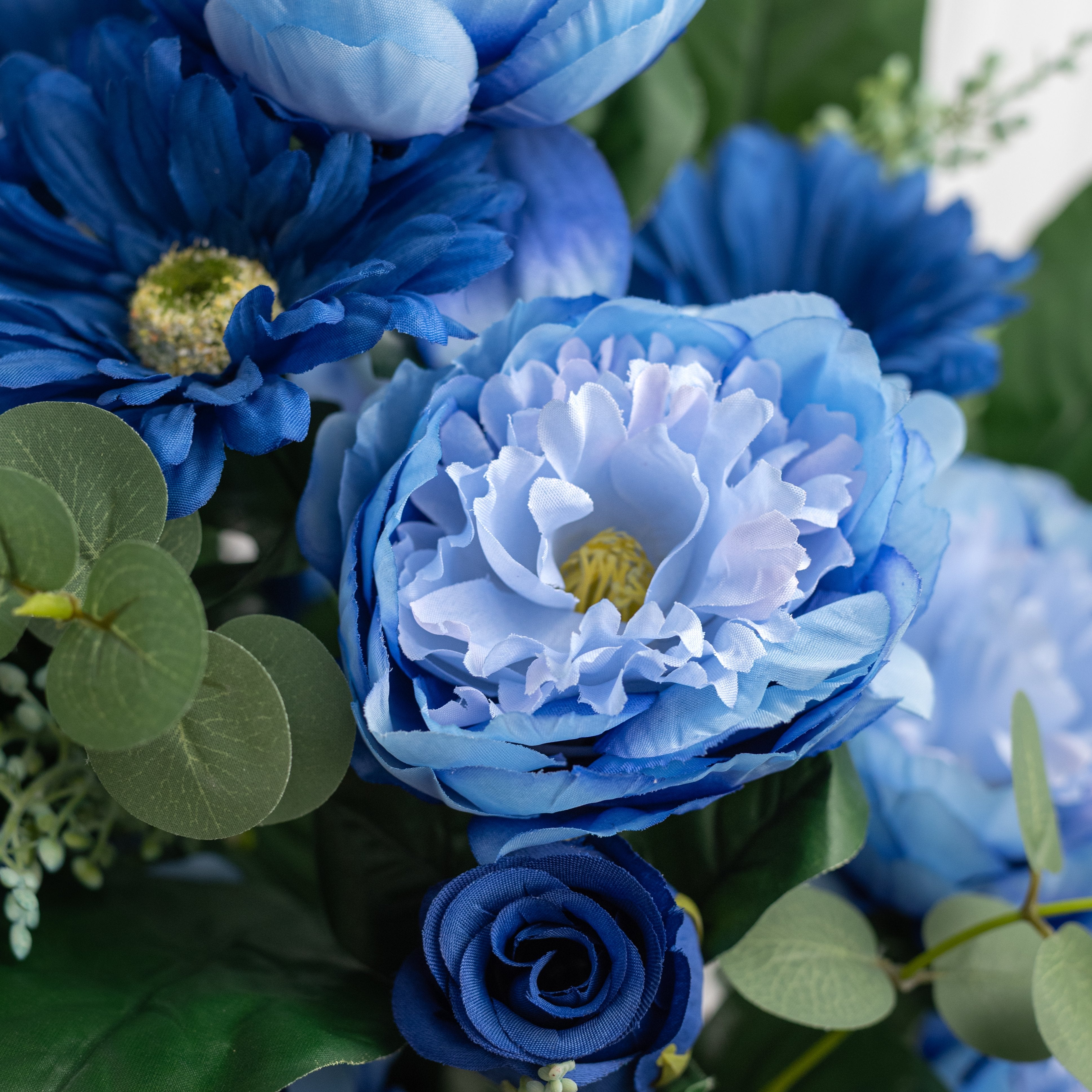 26" Peony, Gerbera Daisy, Rose Bud Bush: Blues (30 Stem) Lifestyle Photo