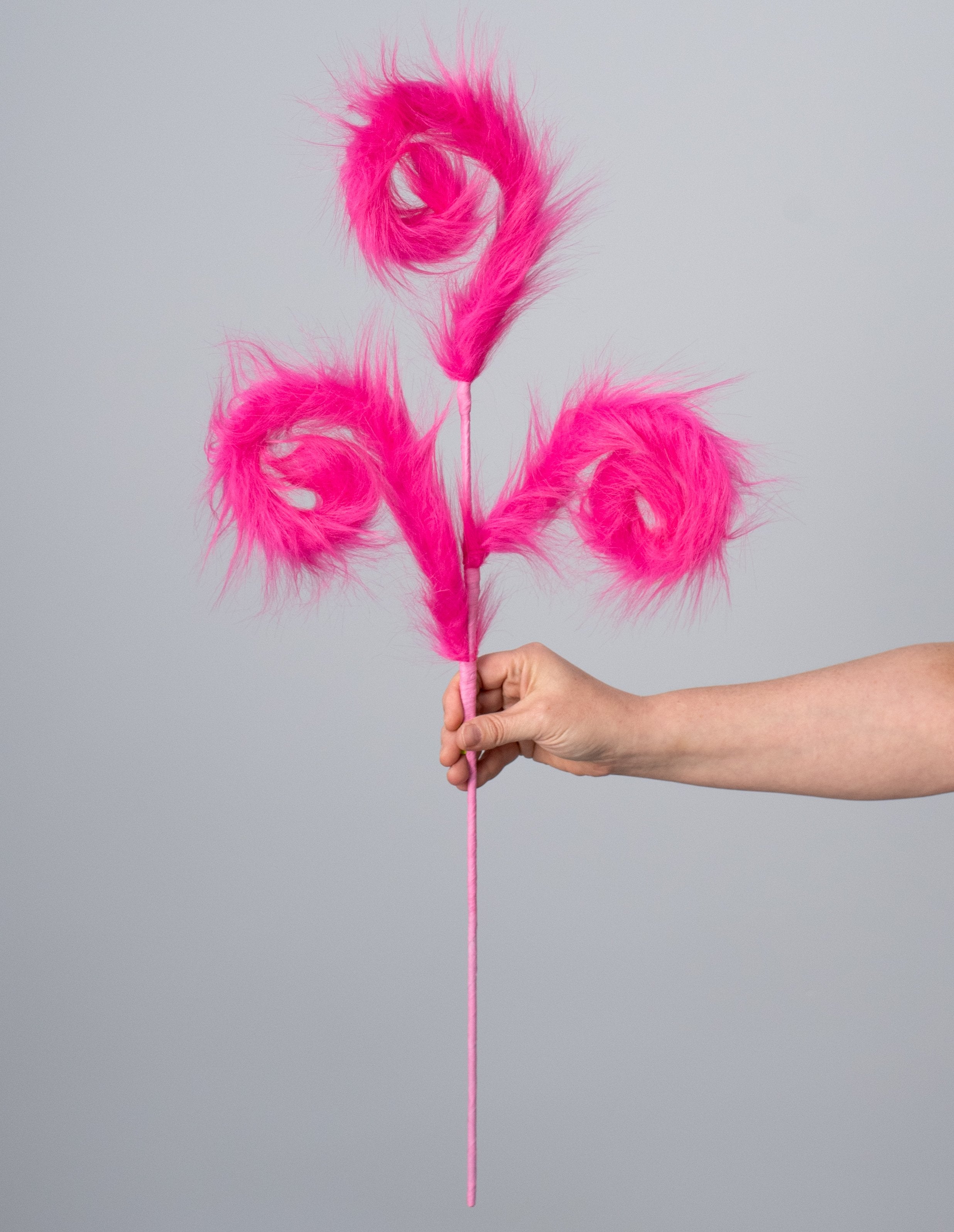 28" Furry Spiral Curly Spray: Hot Pink detail photo 3