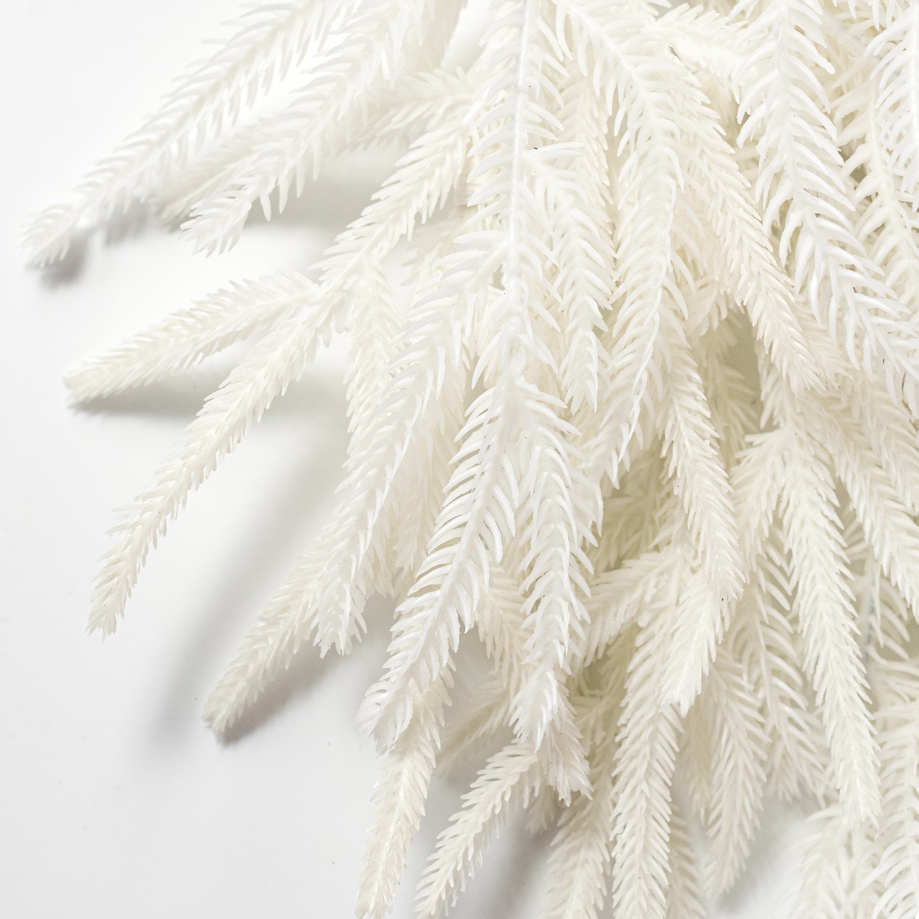 28" Willow Pine & Norfolk Pine Teardrop: White detail photo 4