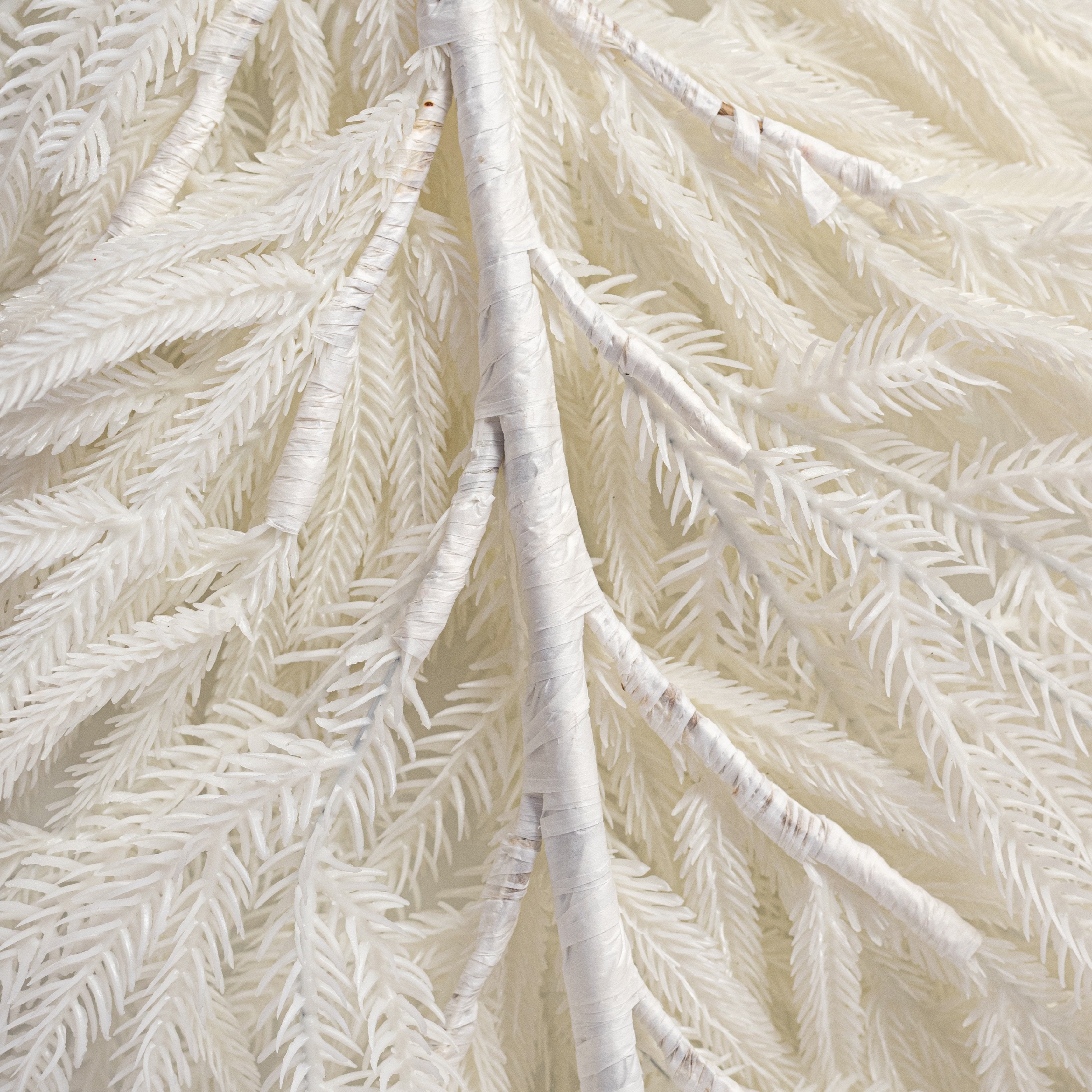 28" Willow Pine & Norfolk Pine Teardrop: White detail photo 5