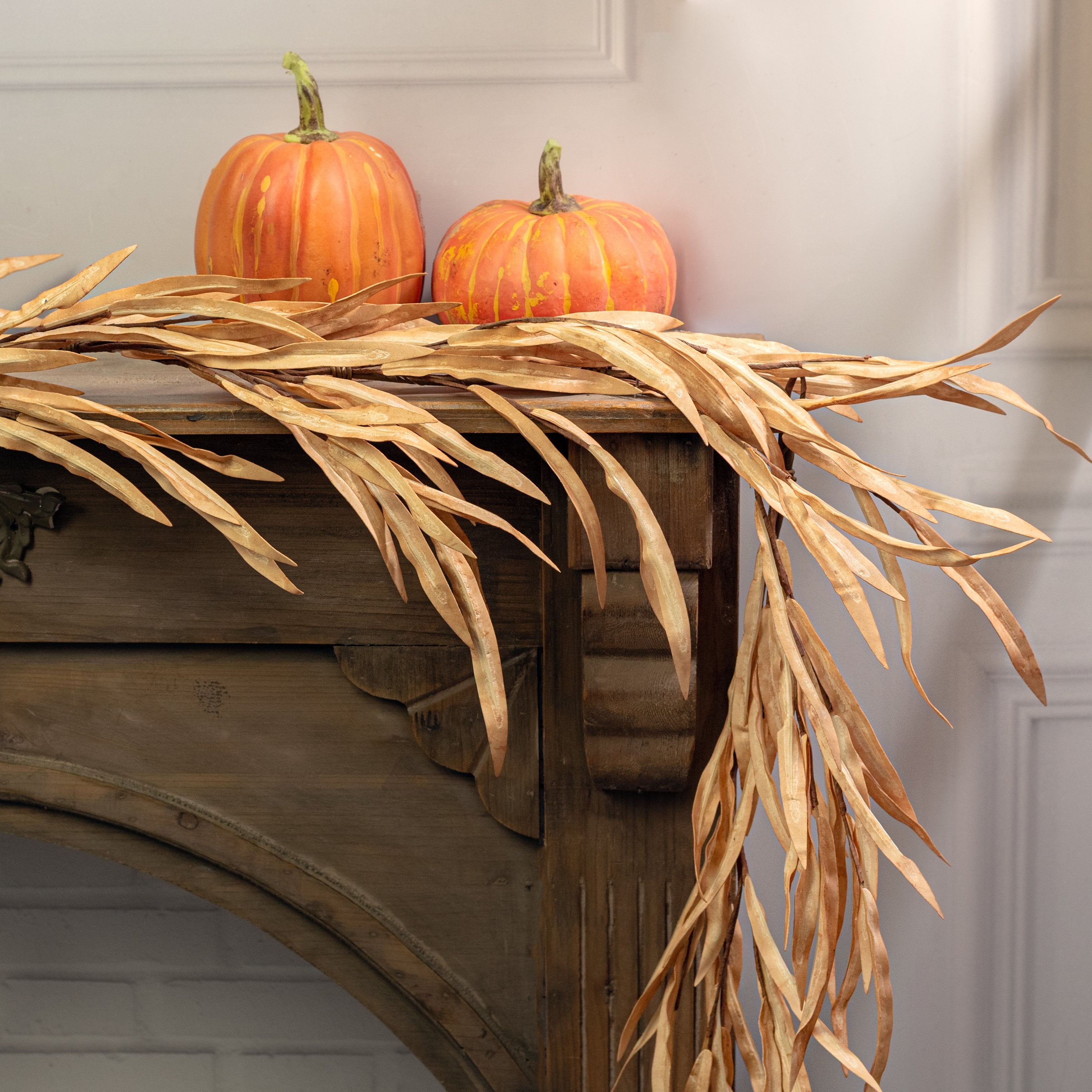 54" Foam Willow Leaves Garland: Beige Lifestyle Photo