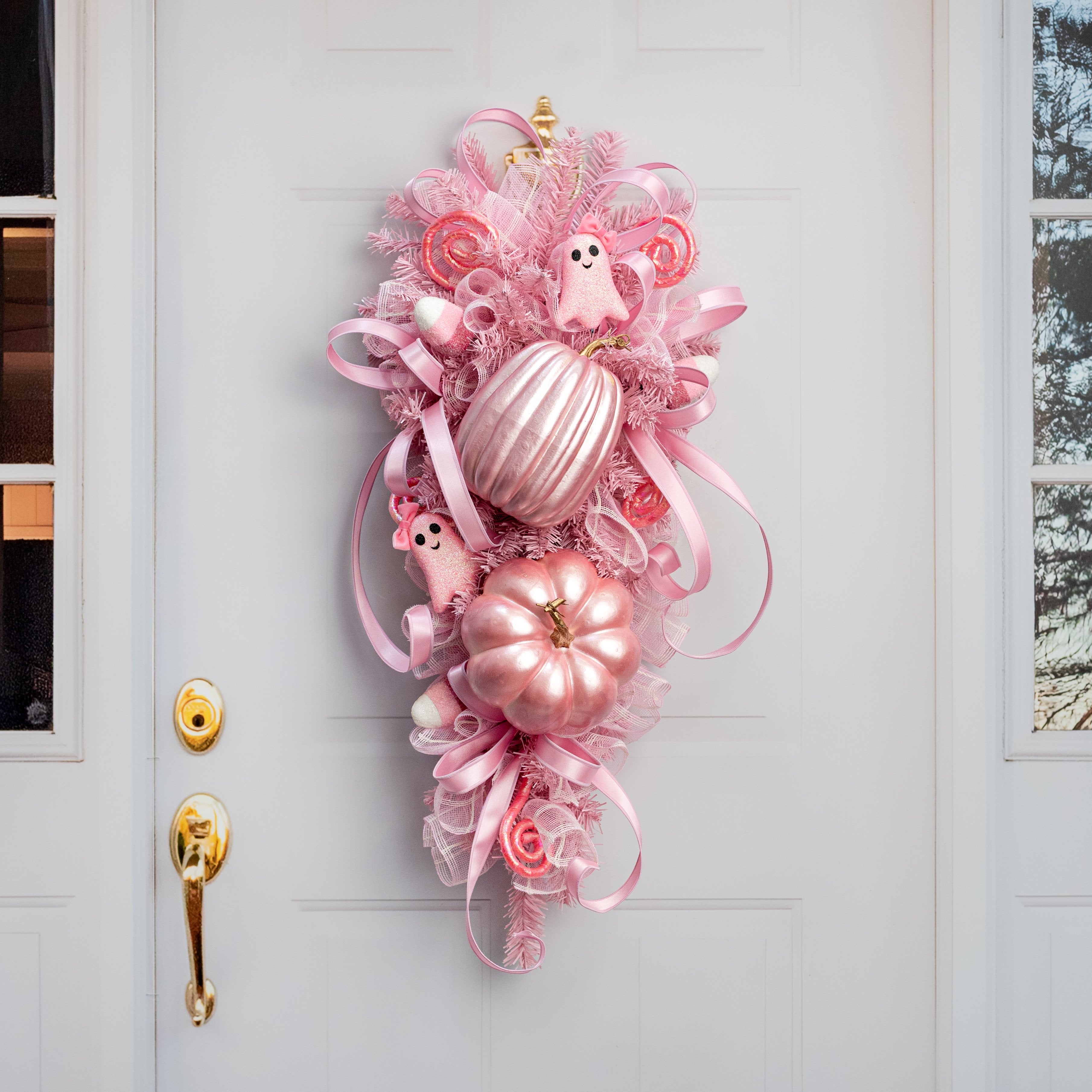 7.5" Wide Foam Pumpkin: Mauve Lifestyle Photo