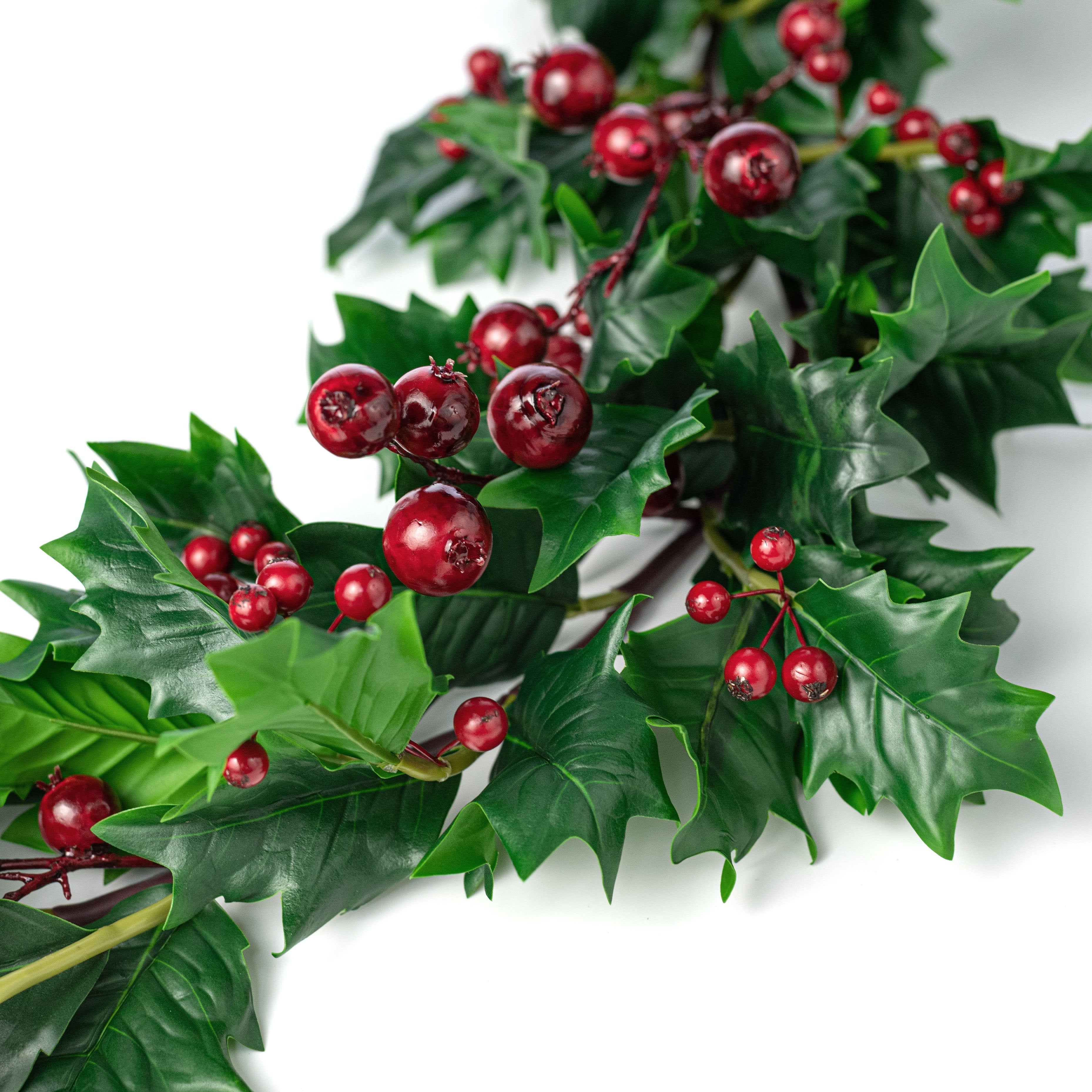 74" Holly Leaf & Berries Garland detail photo 5