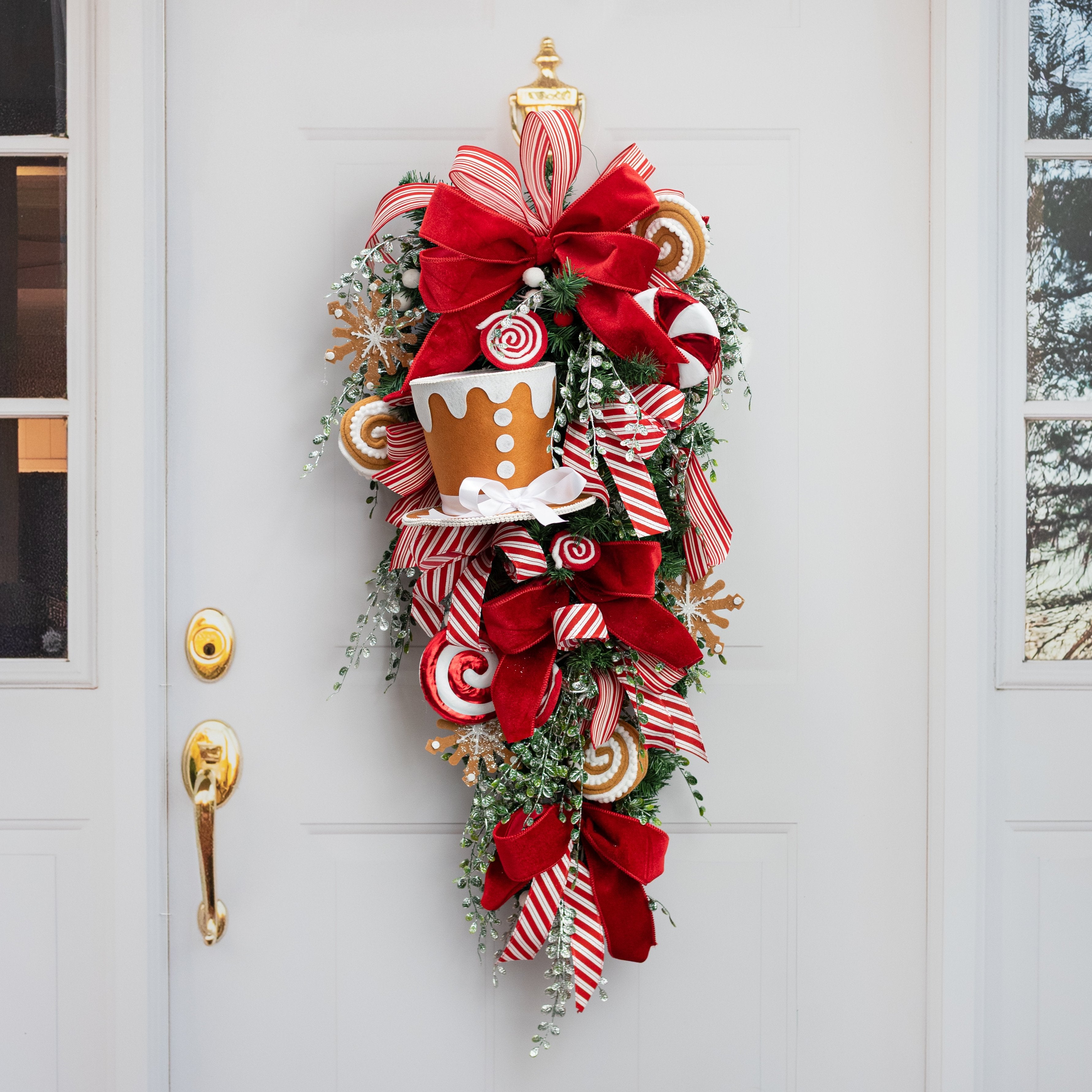 8.25" Velvet Gingerbread Top Hat Decoration: Tan & White detail photo 3