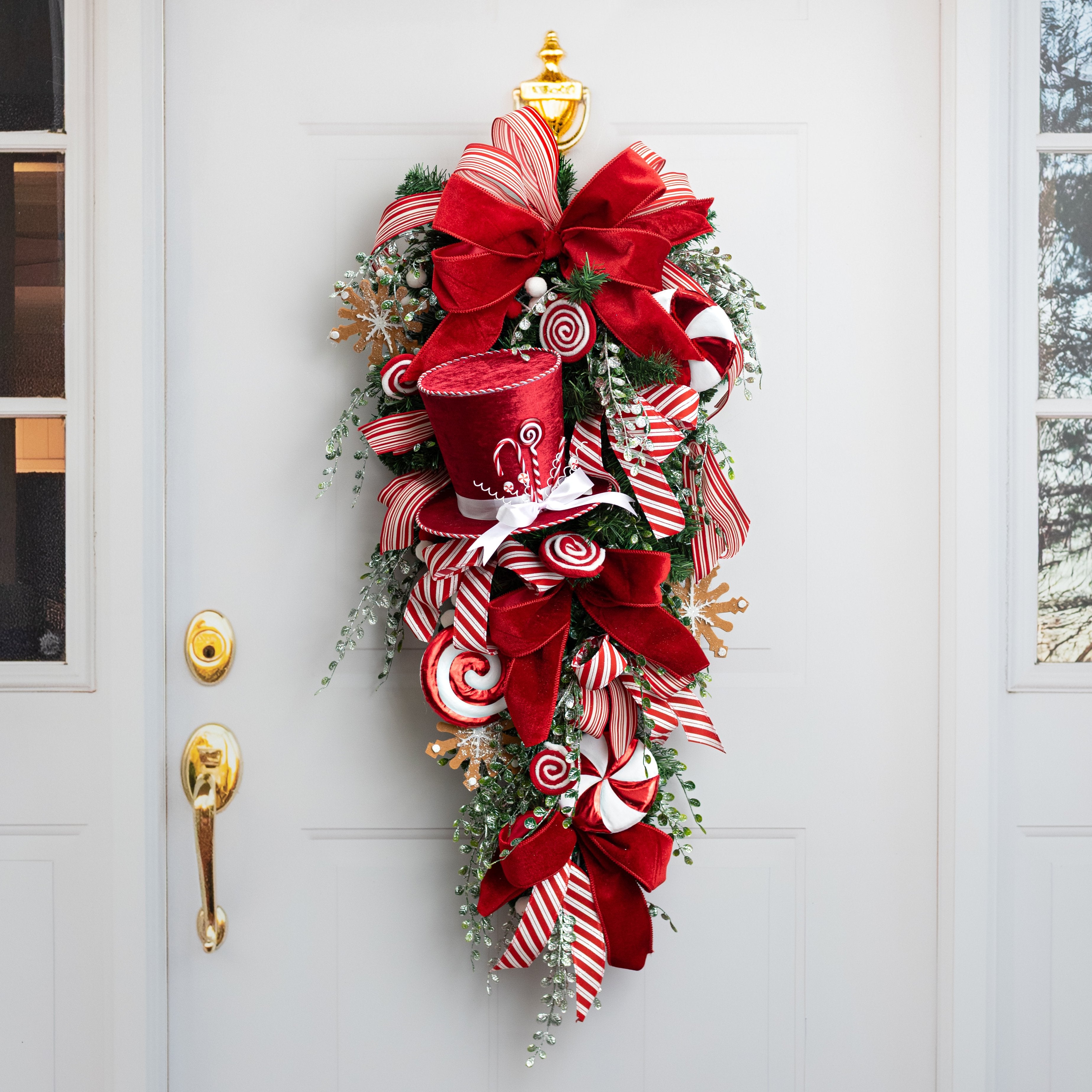 8.25" Velvet Peppermint Top Hat Decoration: Red & White detail photo 4