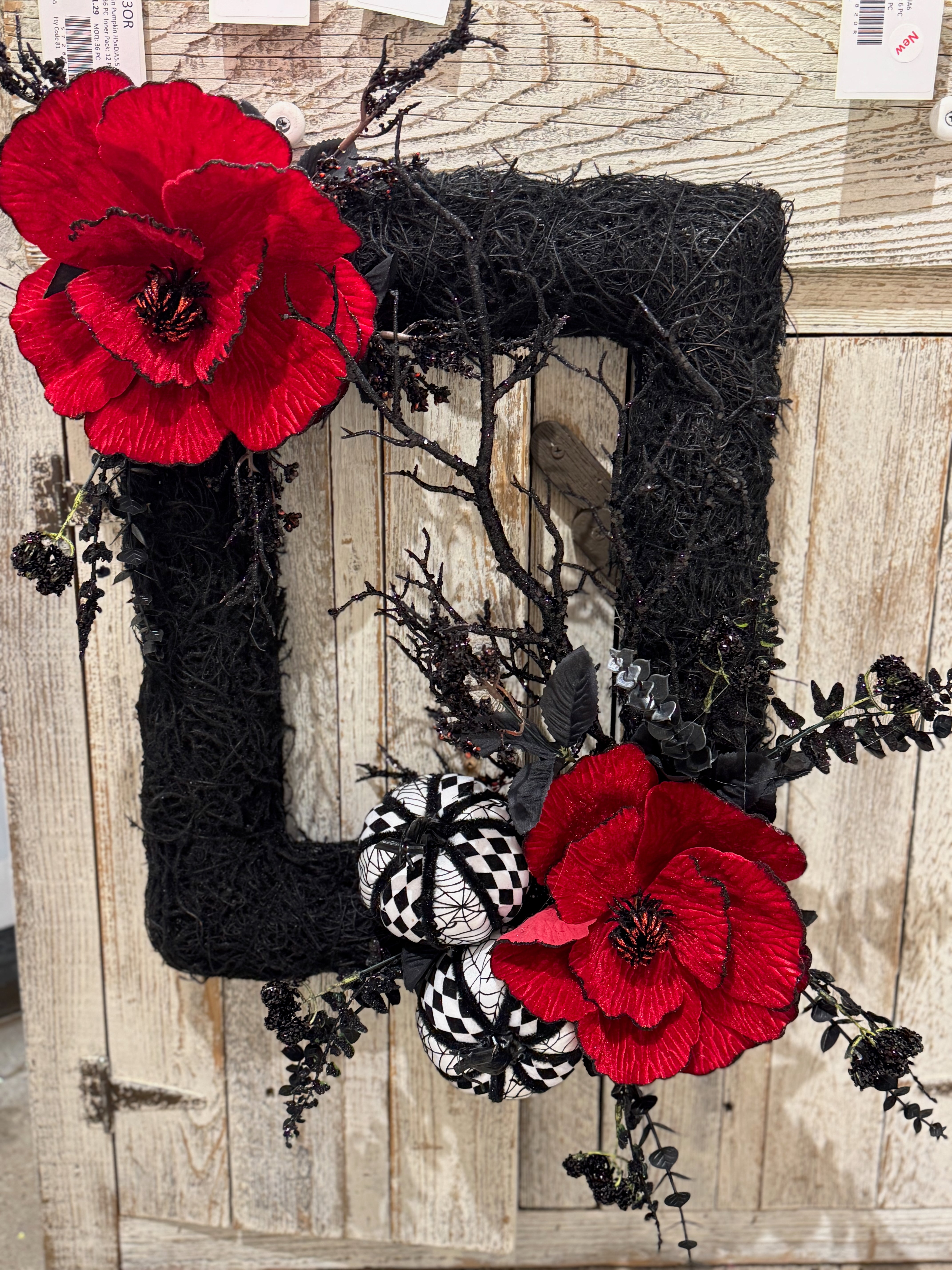 19" Black Moss Vine Wreath: Rectangle