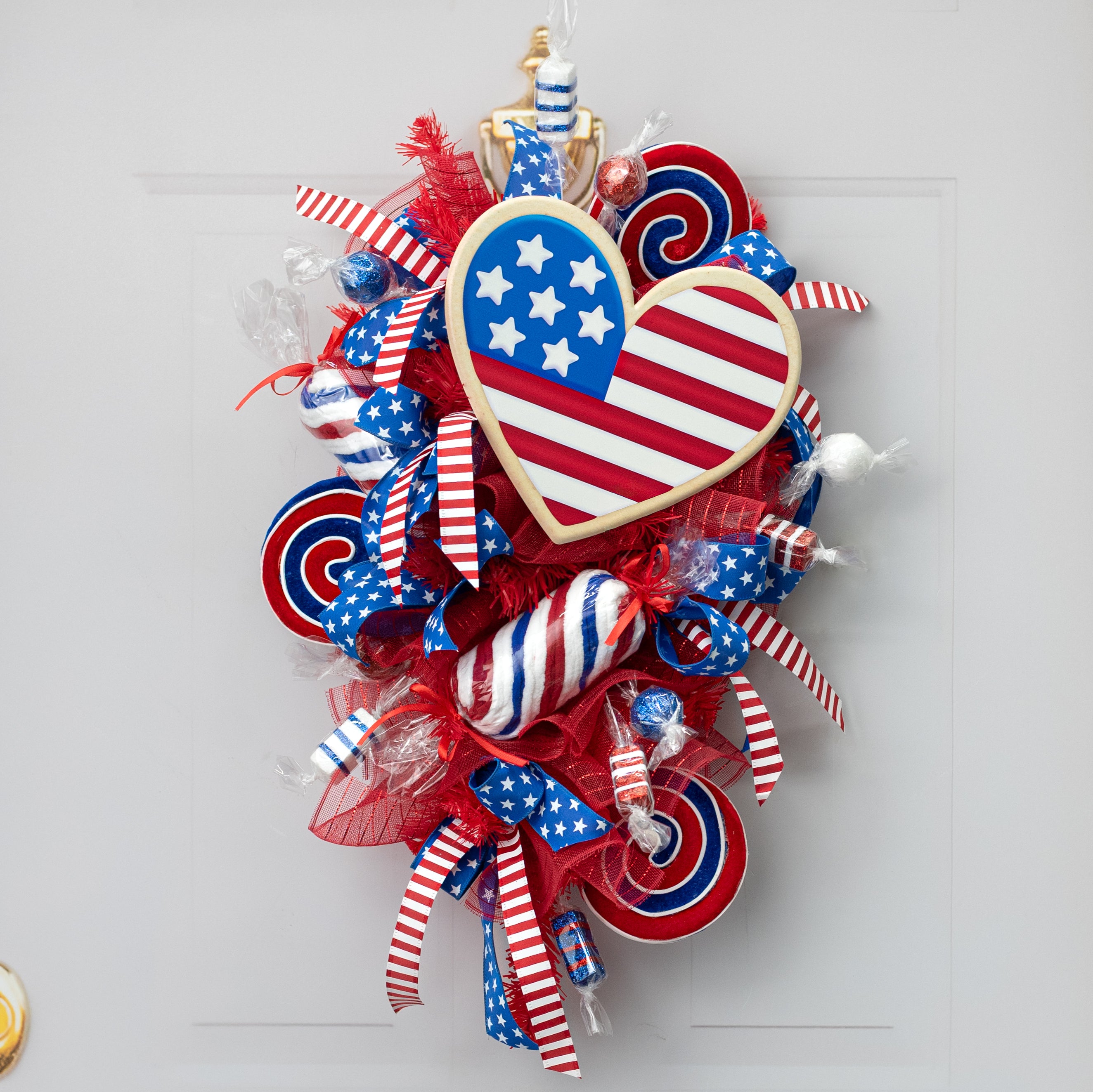 10" Embossed Metal Sign: Patriotic Heart Cookie