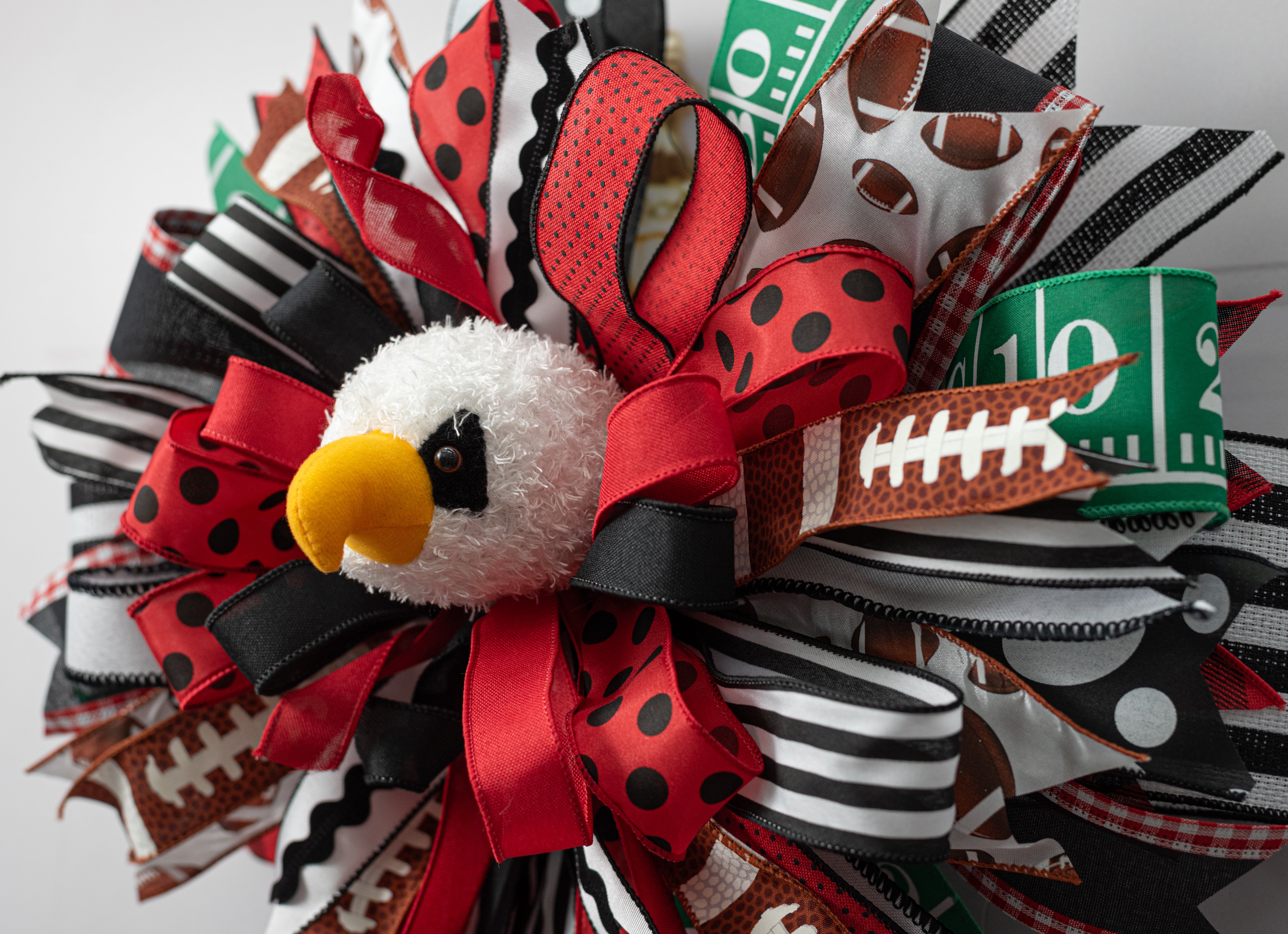 4.5" Plush Bald Eagle Head Decoration