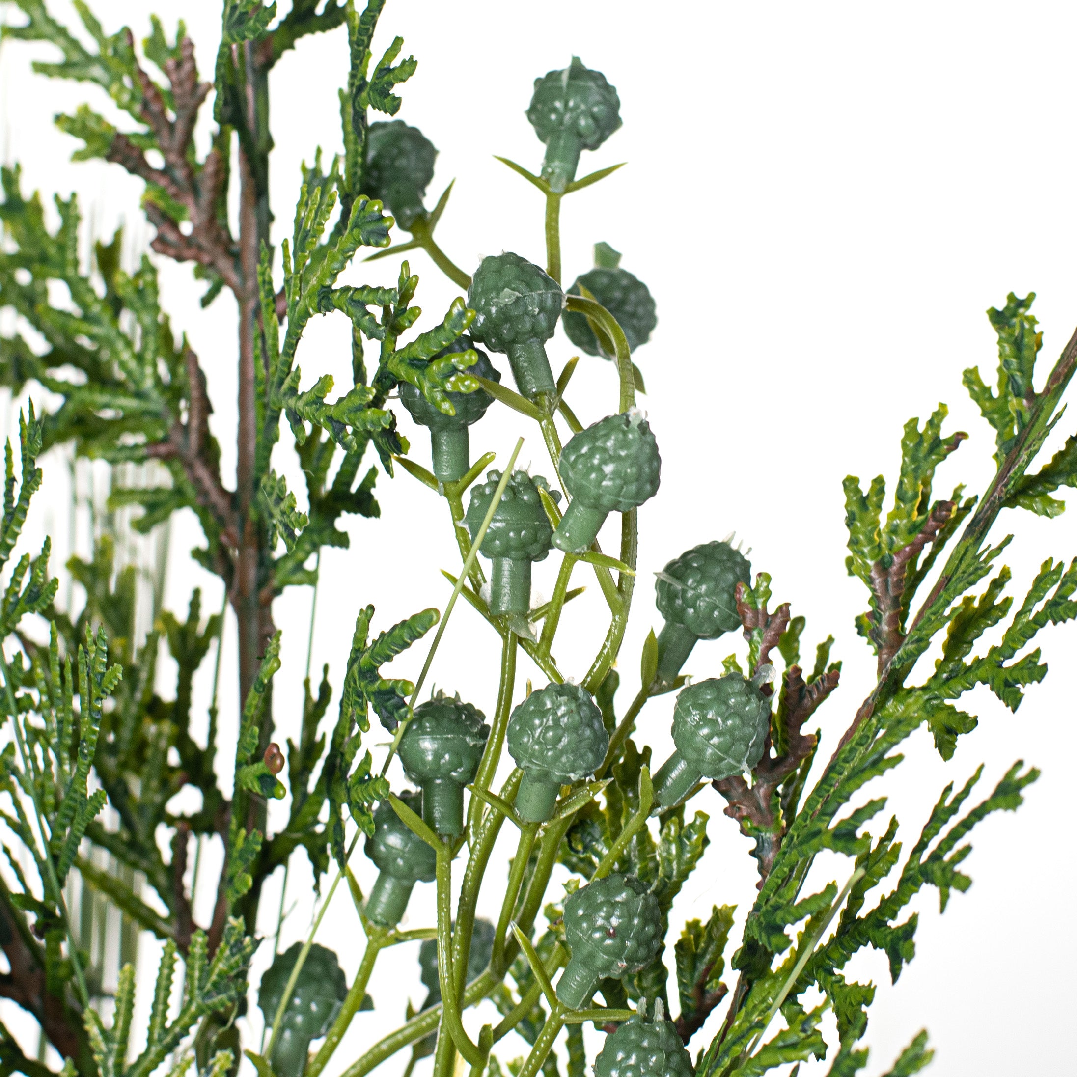 18" Angel Mixed Pine Pick Lifestyle Photo