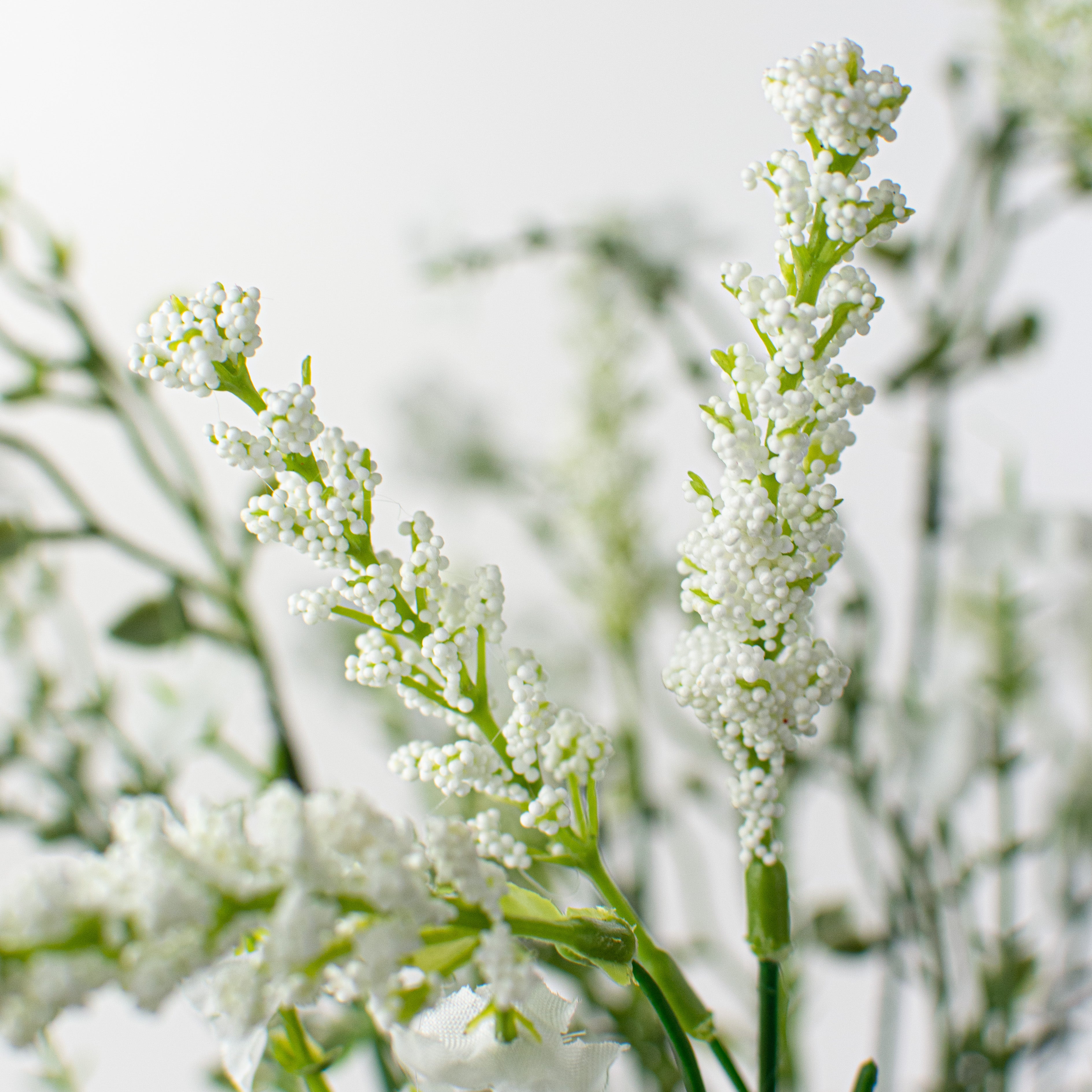 18" Baby's Breath & Lavender Filler Bush: White detail photo 4