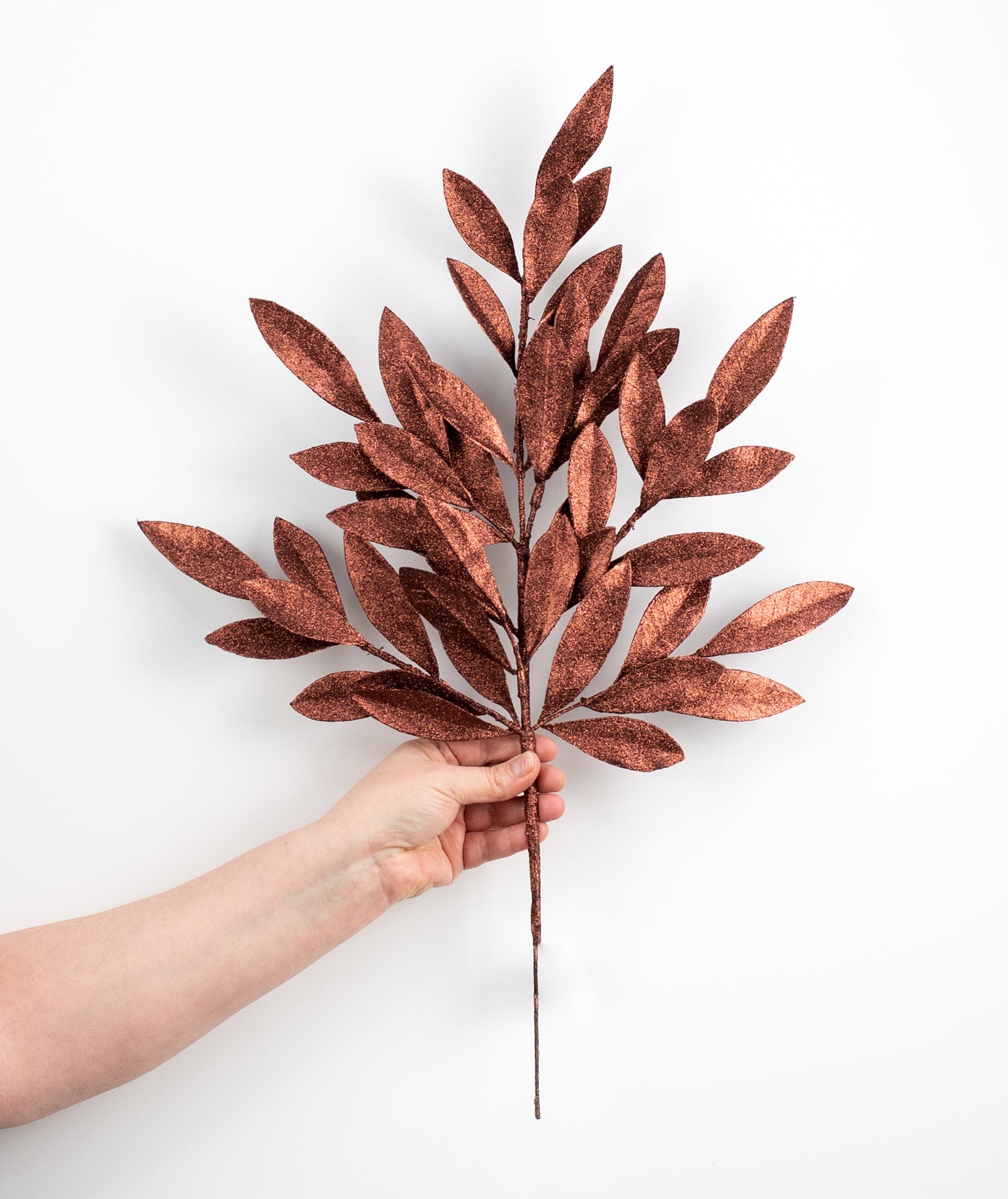 23" Bay Leaf Glitter Spray: Copper Brown detail photo 3