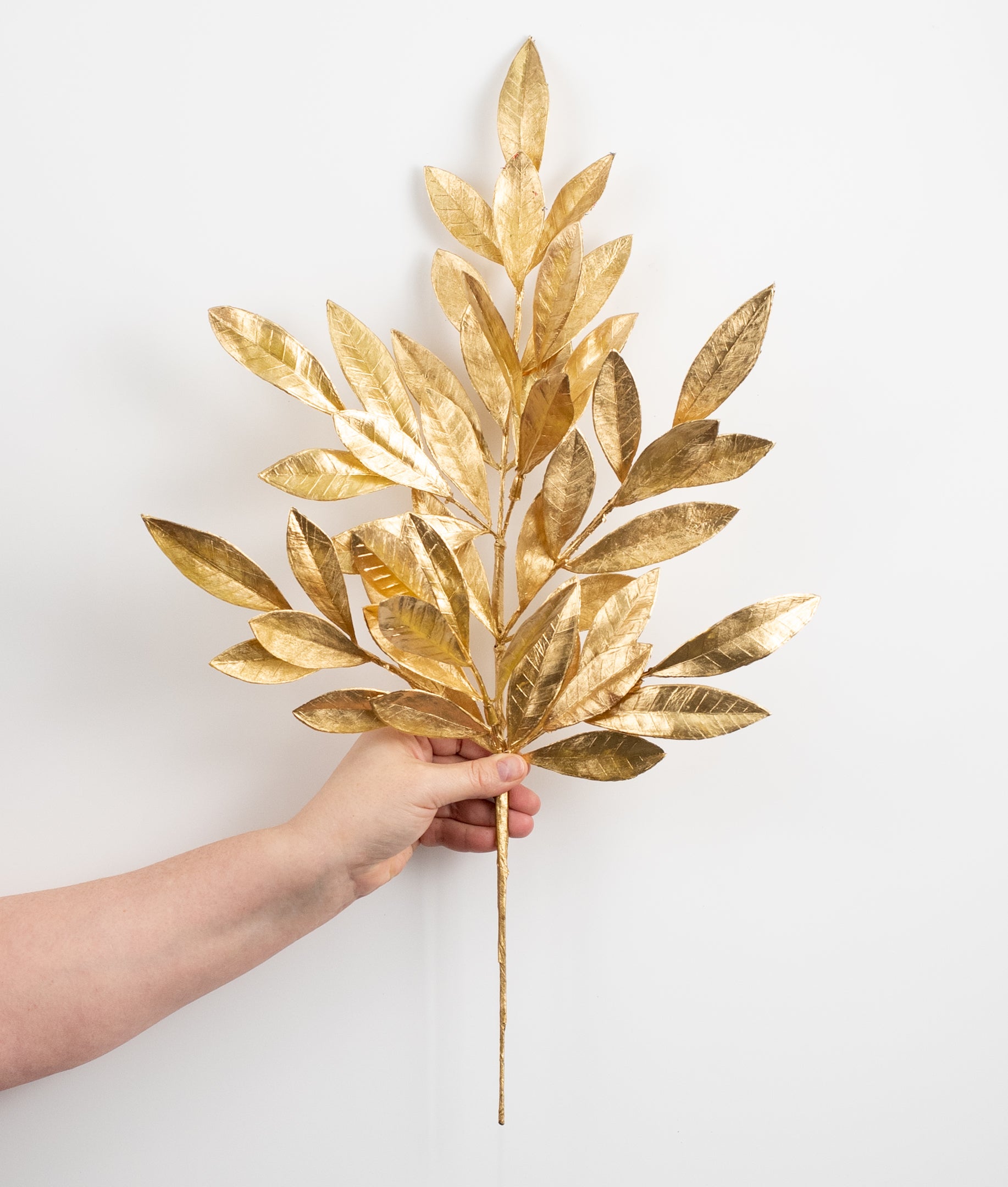 23" Bay Leaf Metallic Spray: Gold detail photo 3
