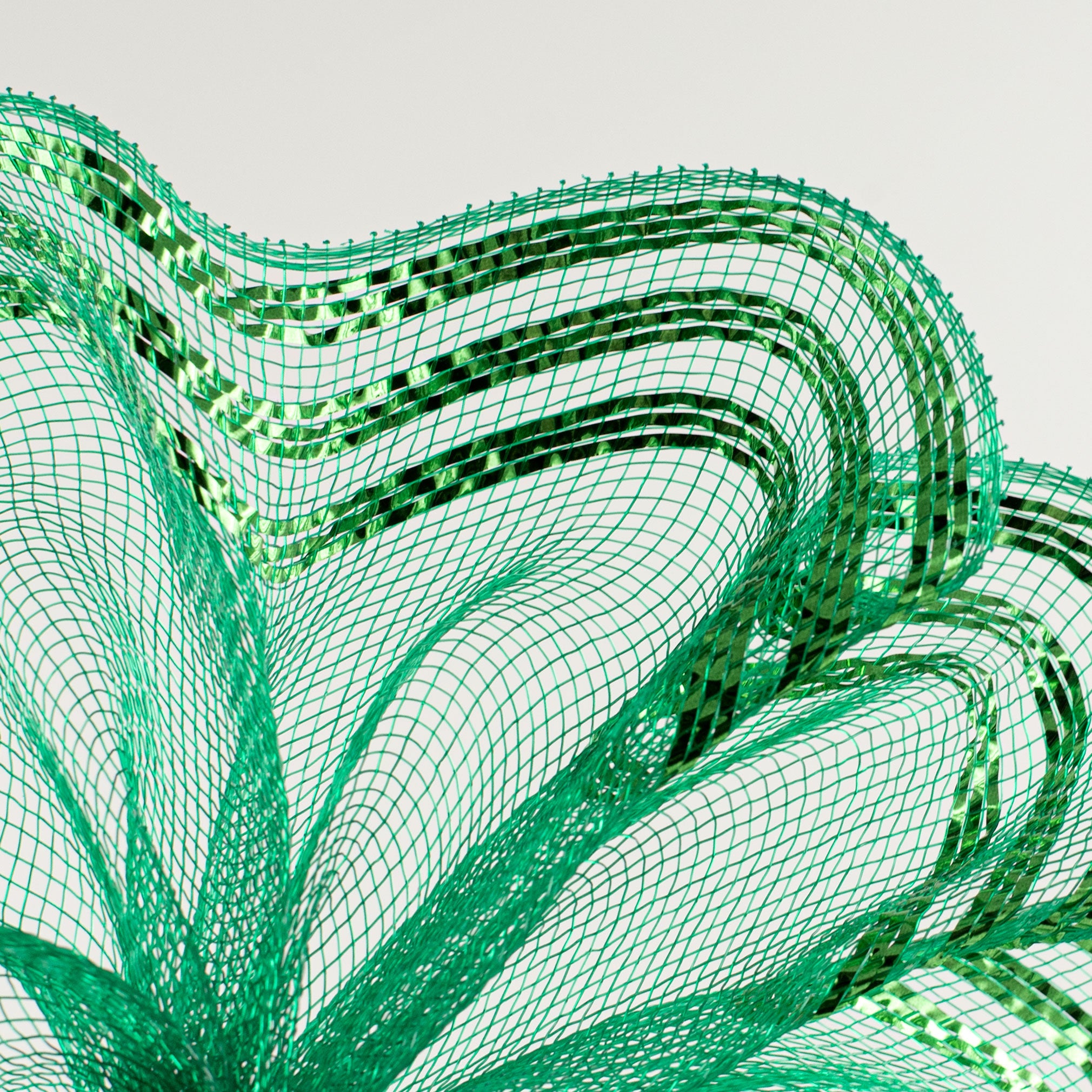 10" Border Stripe Metallic Mesh: Emerald Lifestyle Photo