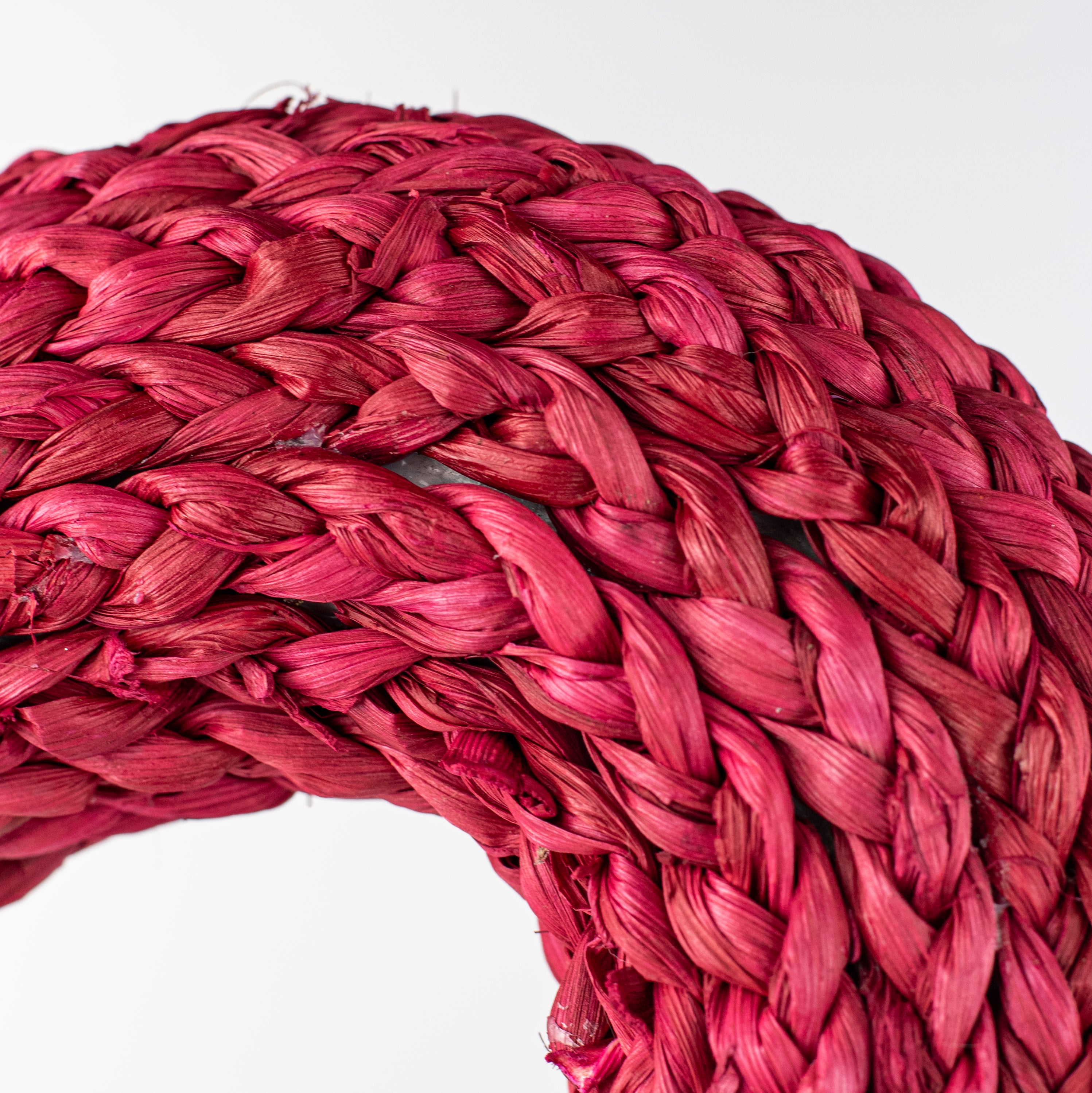 17.5" Braided Grass Heart Wreath: Red detail photo 3