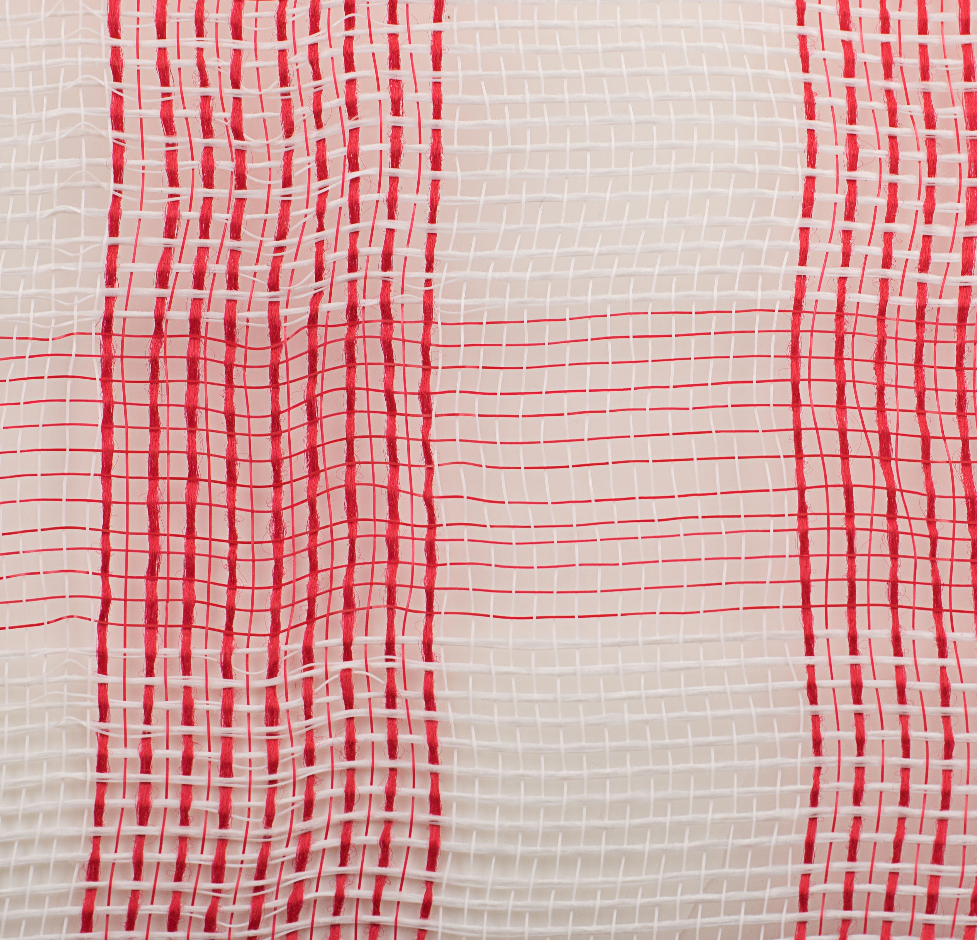 10" Buffalo Plaid Mesh: Red & White detail photo 3