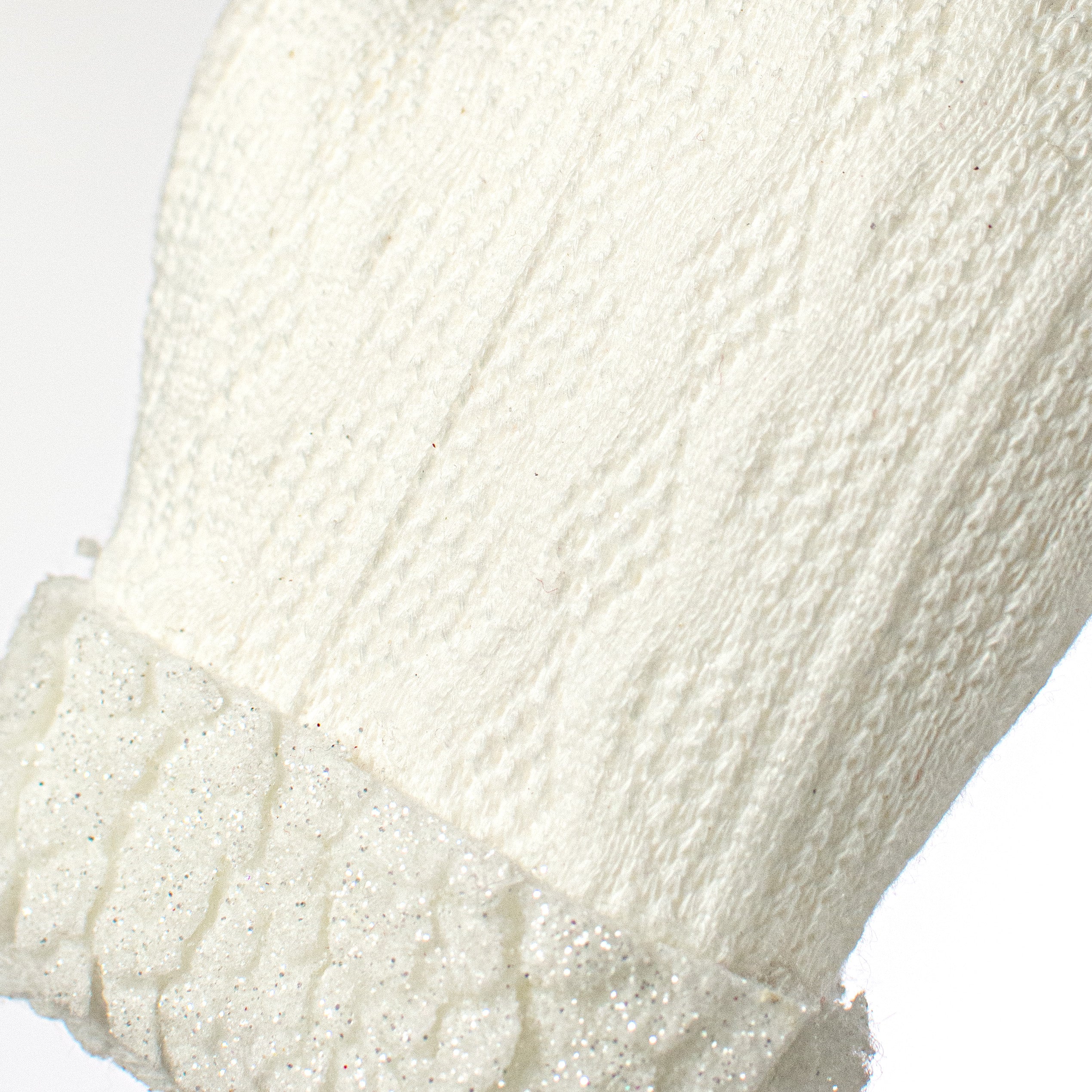 26" Cable Knit Mitten Spray: White Lifestyle Photo