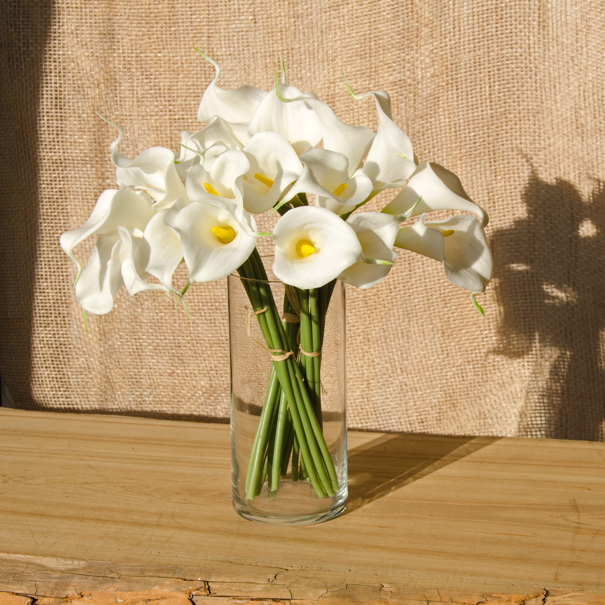 12" Calla Lily Flower Bunch (x7): White detail photo 3