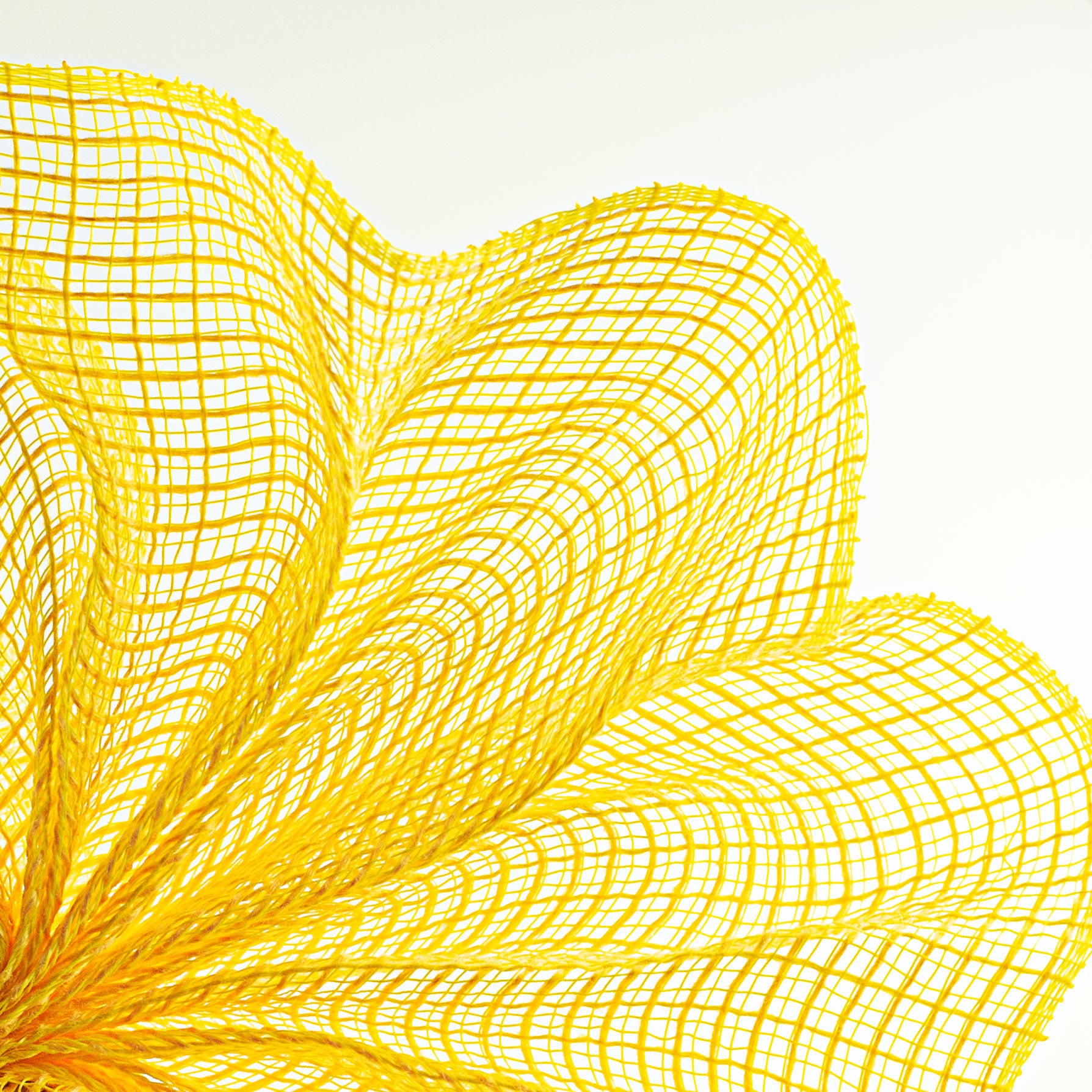 10" Check Fabric Mesh: Yellow Lifestyle Photo