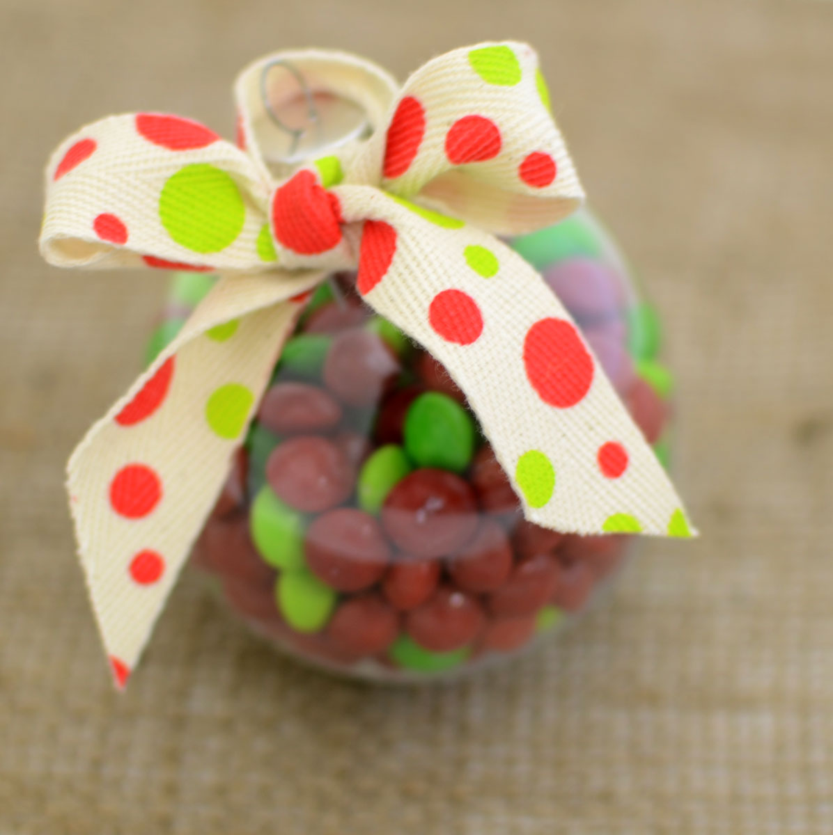 Clear Plastic Ball Ornament: 83MM detail photo 4