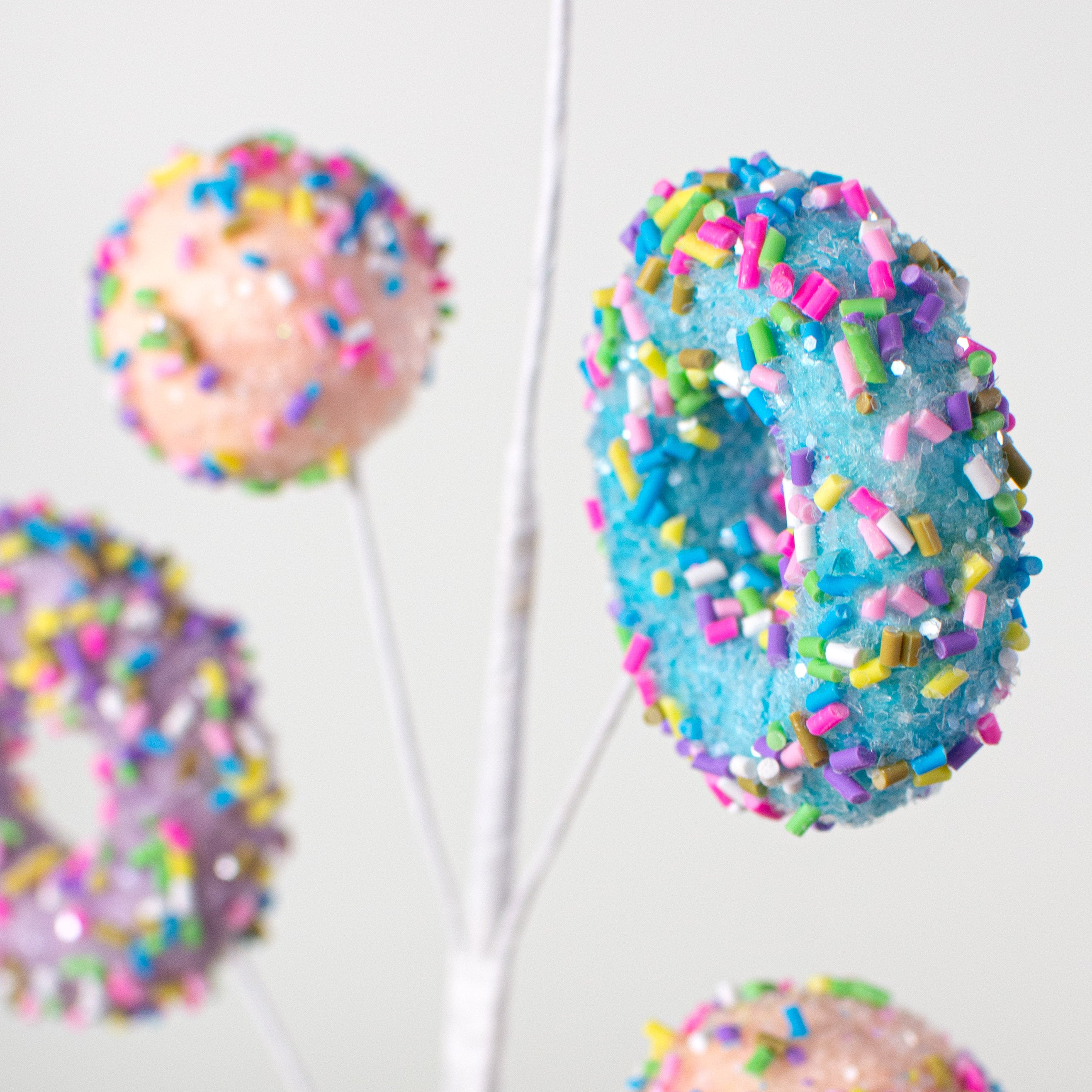 16" Donut Sprinkle & Cake Ball Pick Lifestyle Photo