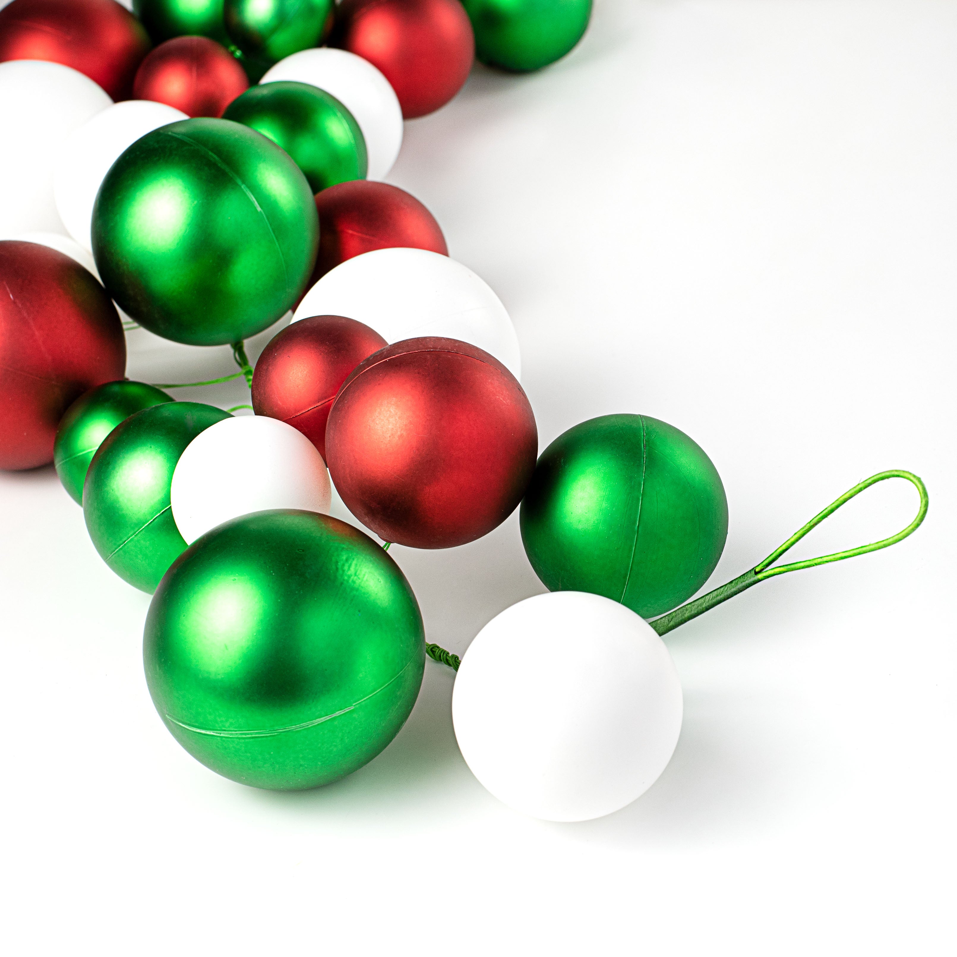 6' Effortless Ornament Garland: Matte Red, Emerald, White detail photo 3