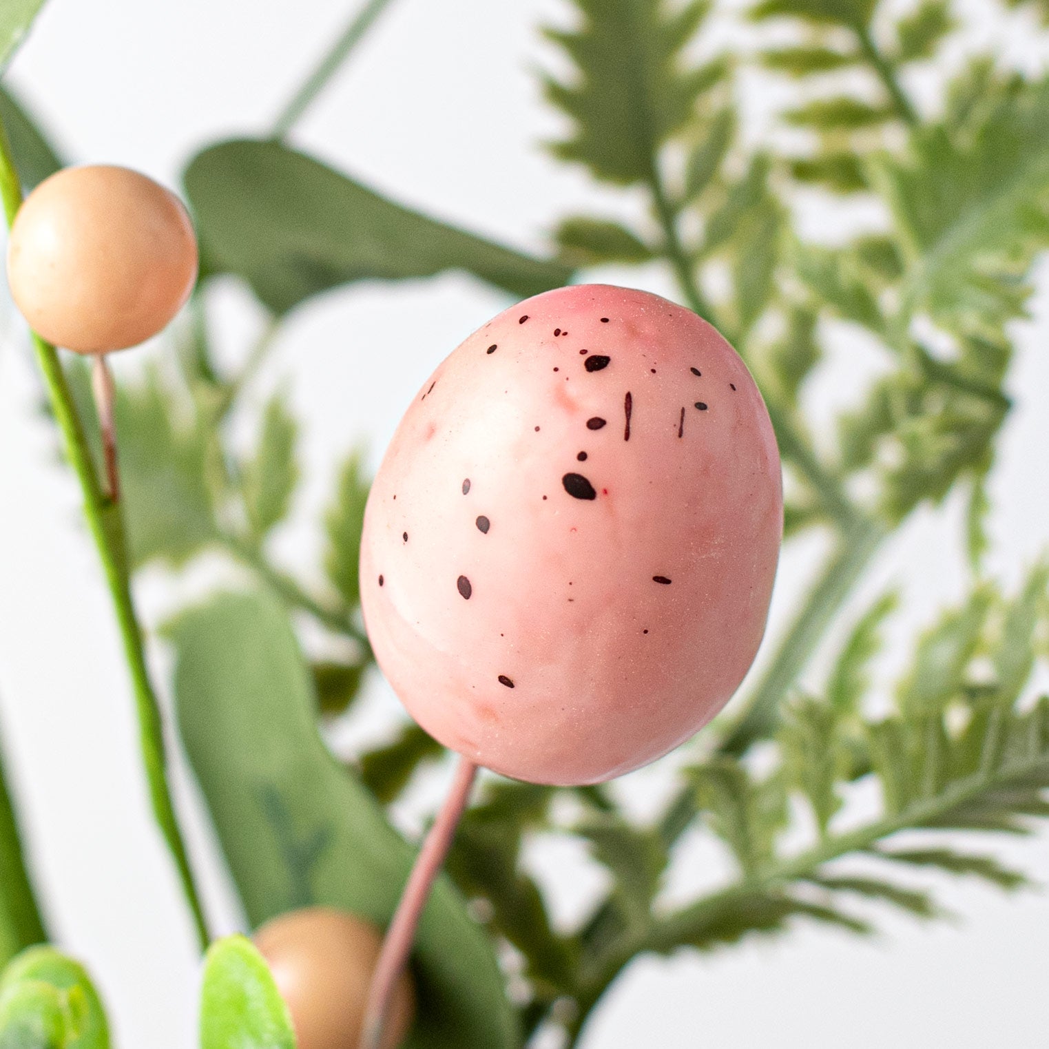 19" Eggs with Heather & Greenery Bush: Blue & Pink Lifestyle Photo
