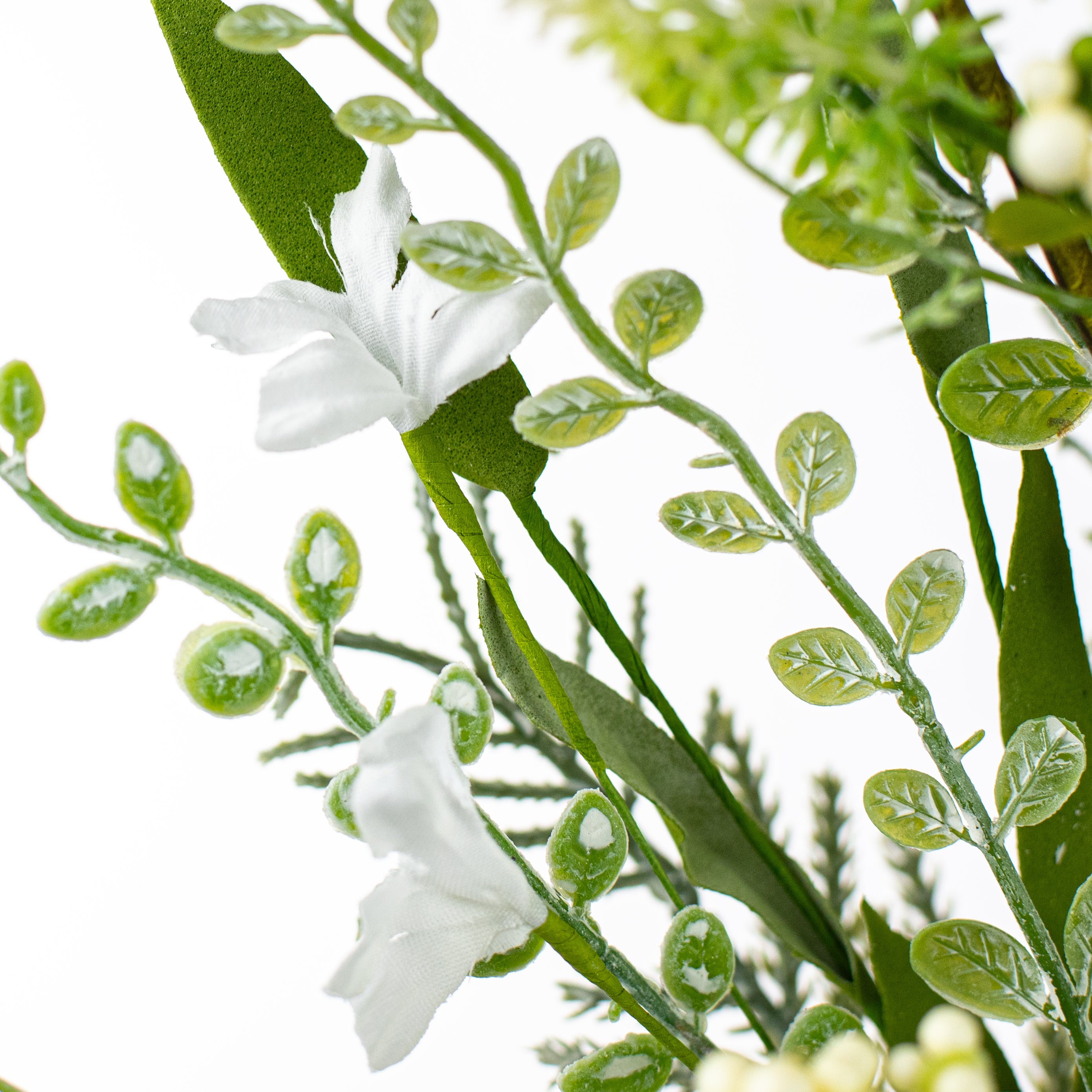24" Fabric Flower, Leaf, Berry Spray: White Lifestyle Photo
