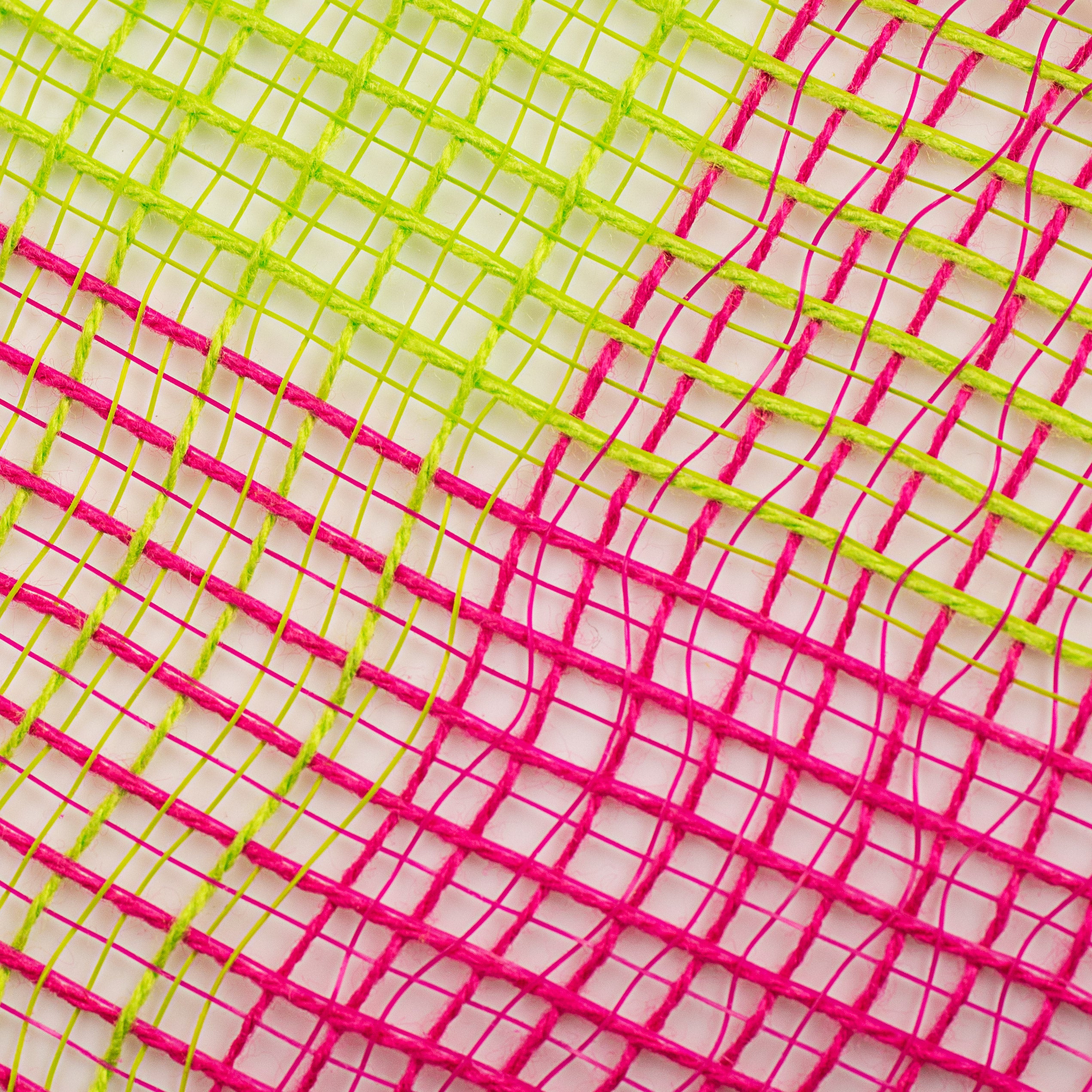 10" Fabric Mesh: Lime & Fuchsia Plaid detail photo 3
