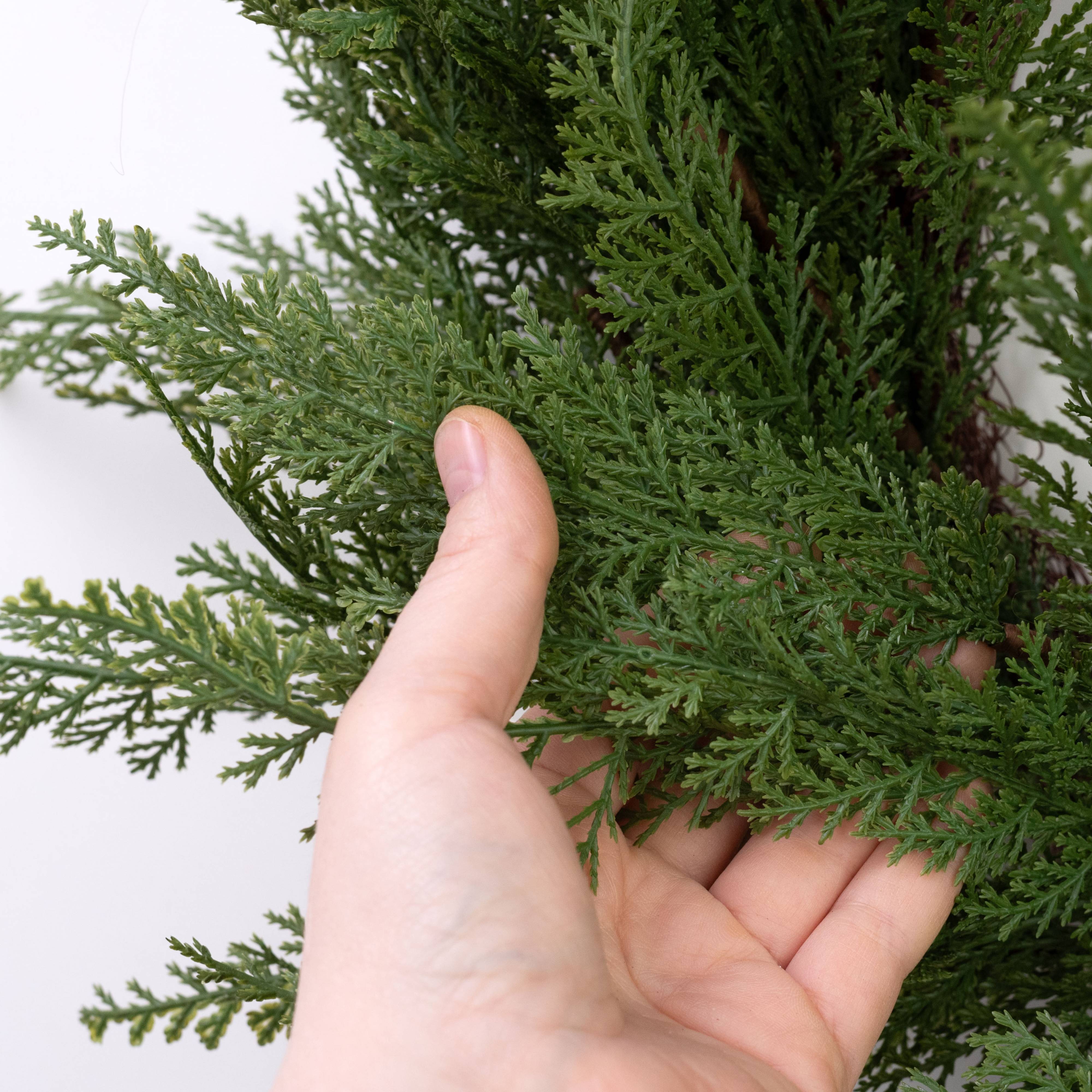24" Faux Cedar Arborvitae Wreath detail photo 3