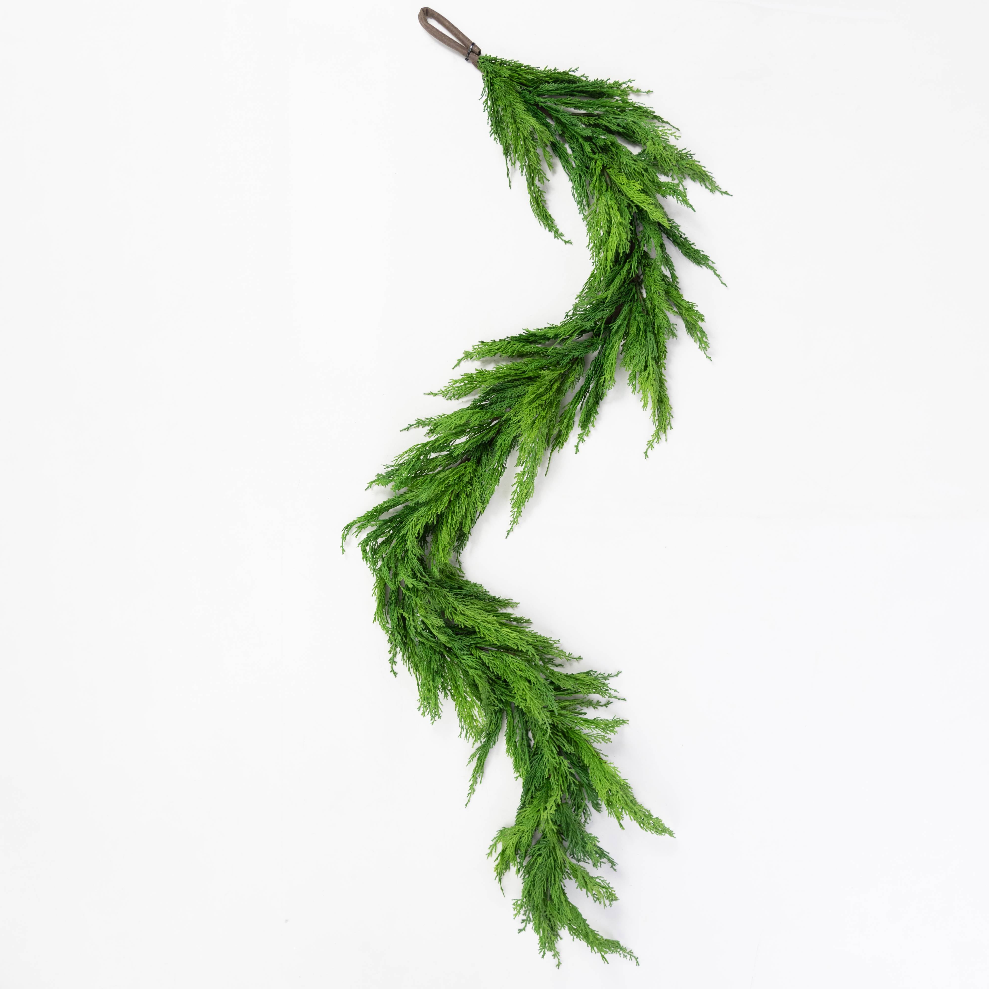 6' Faux White Cedar Garland detail photo 3