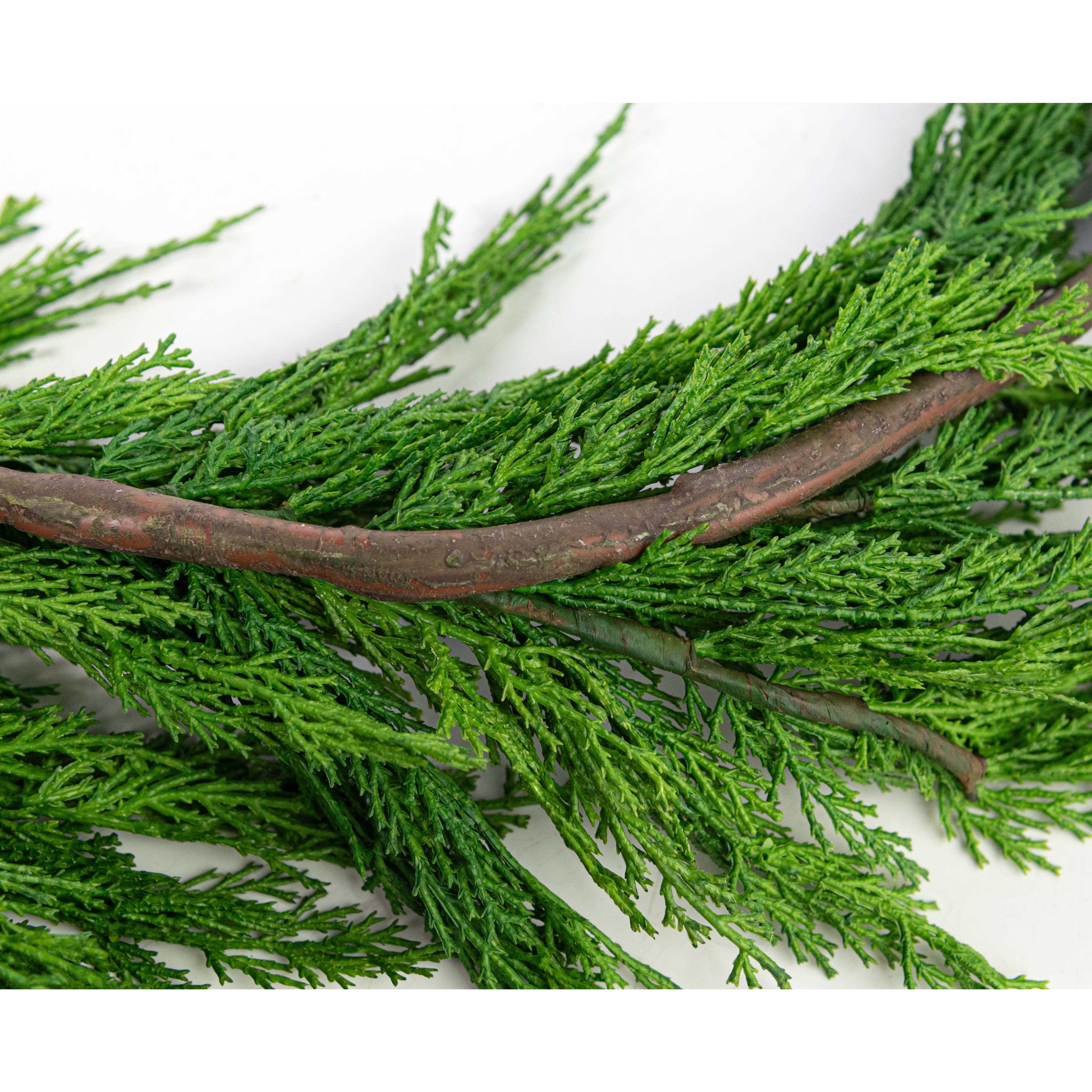 6' Faux White Cedar Garland detail photo 5