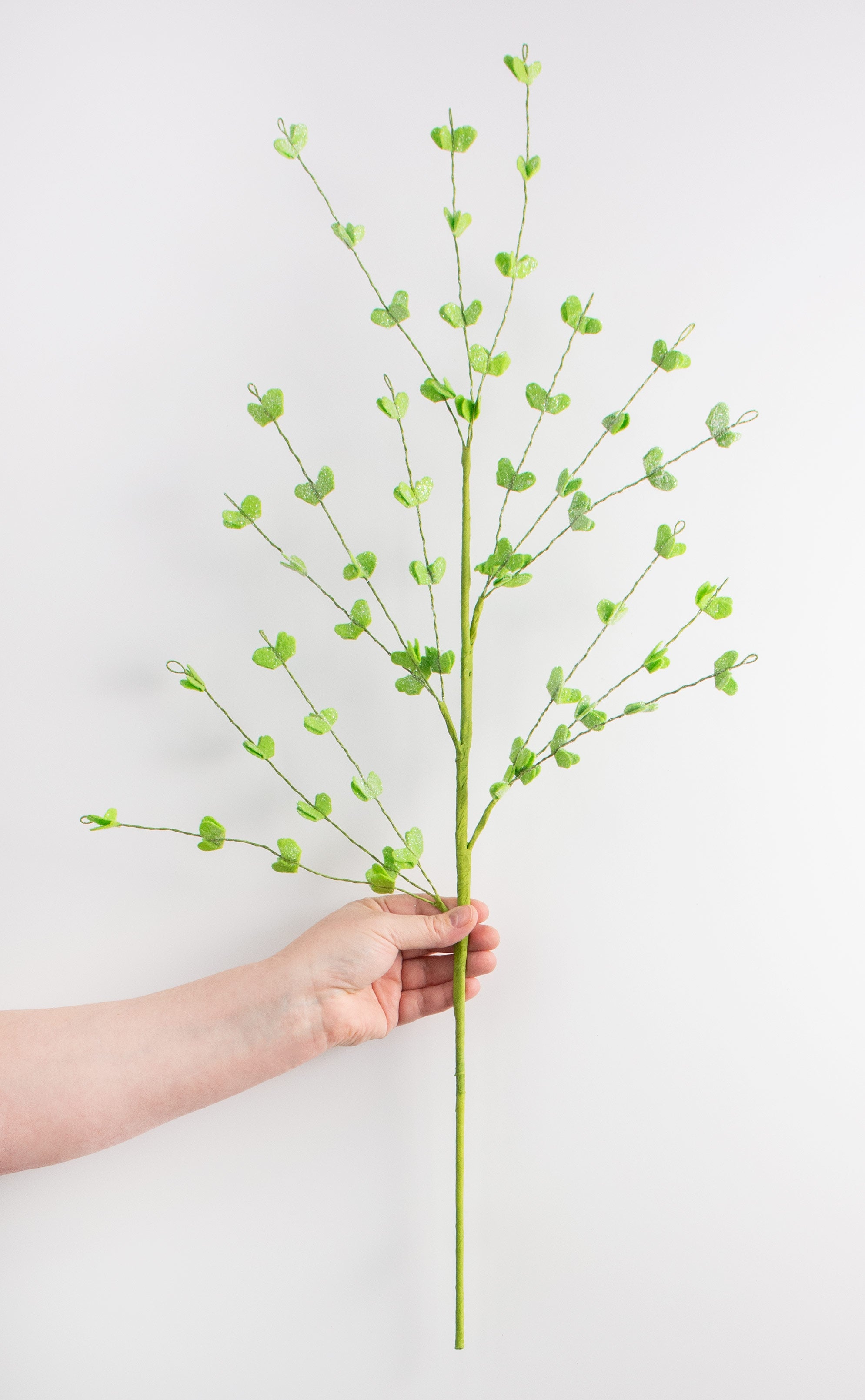 30" Felt Leaf Filler Spray: Green detail photo 3