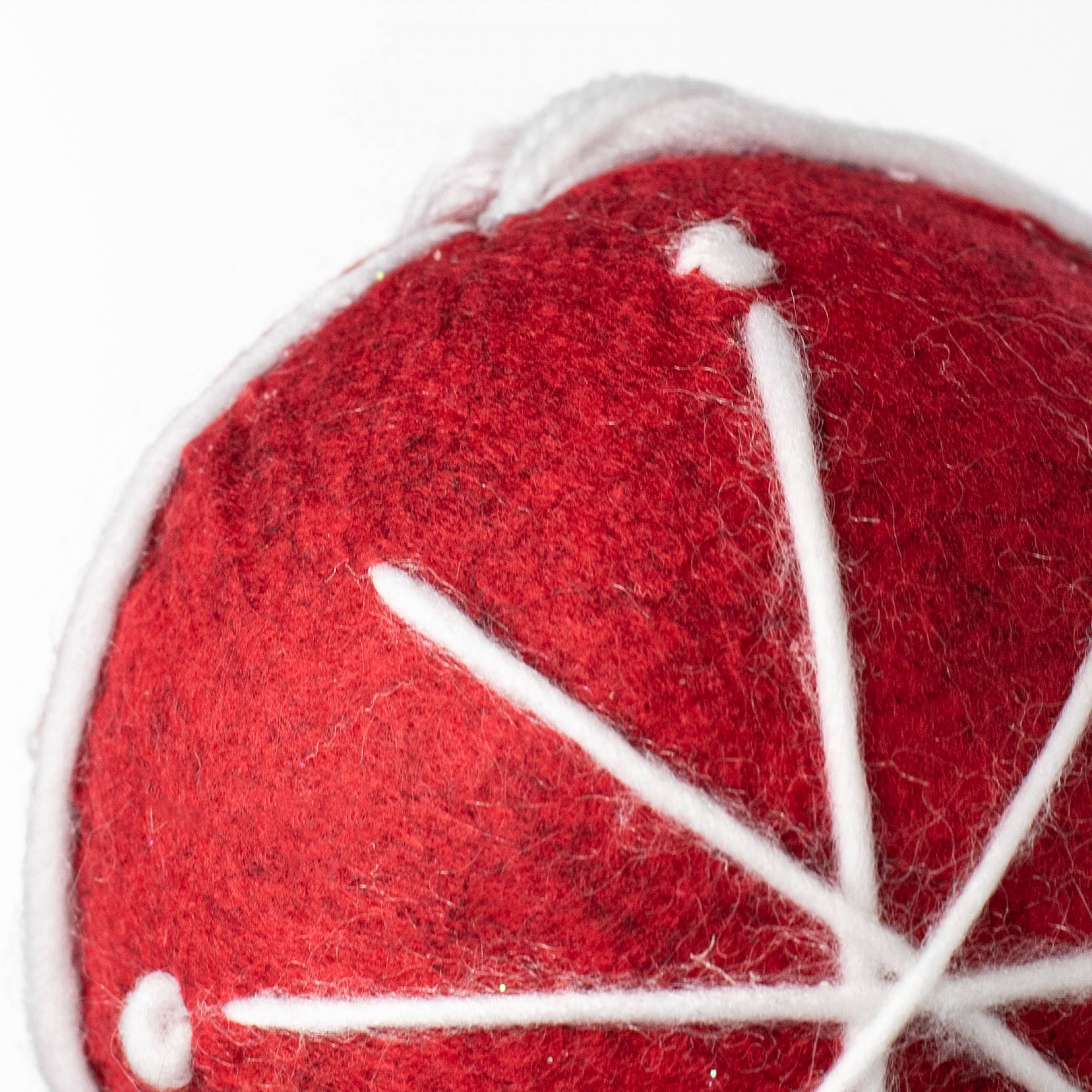 4" Felt & Yarn Starburst Ornament: Red & White detail photo 3