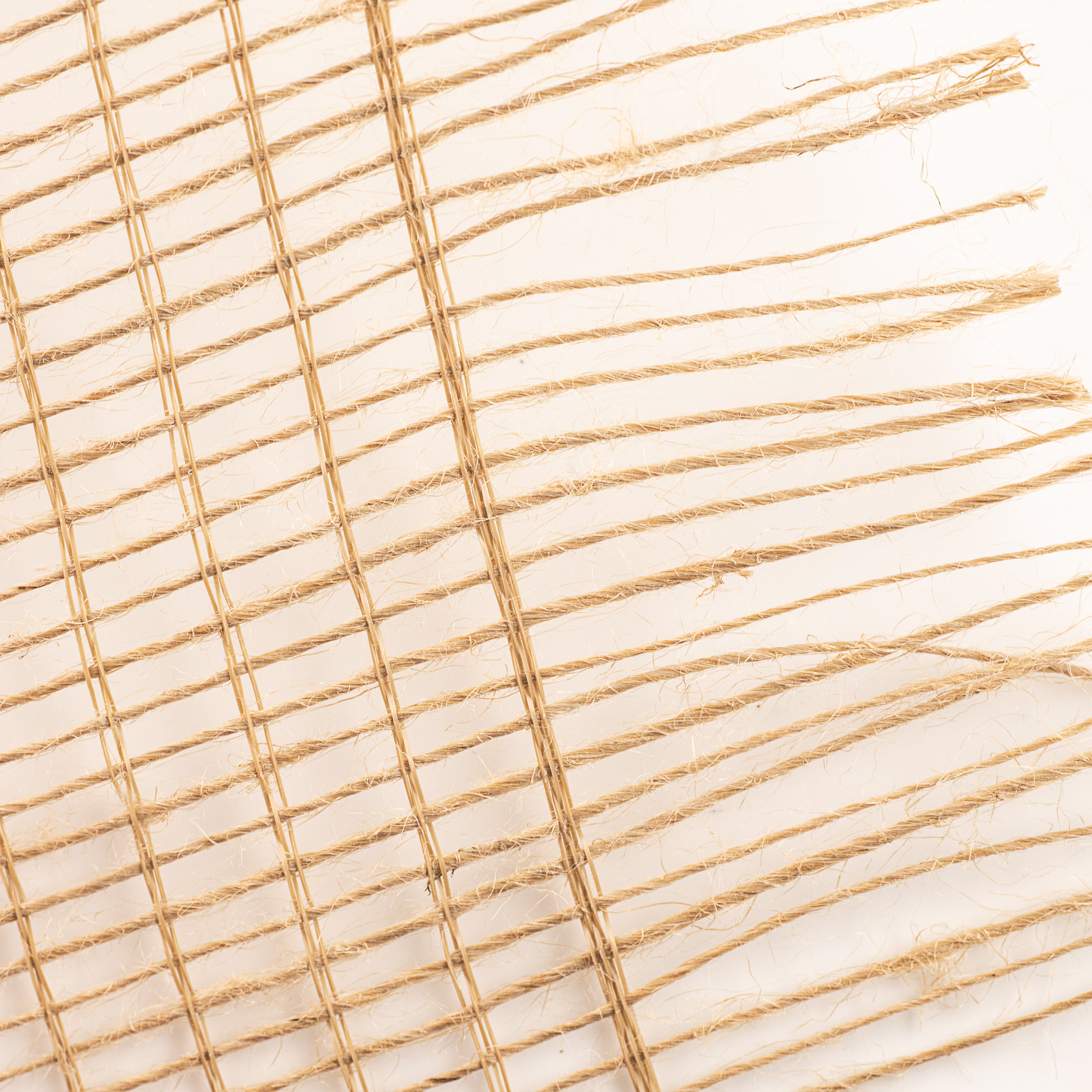 10" Frayed Edge Burlap Mesh: Natural (10 Yards) detail photo 3