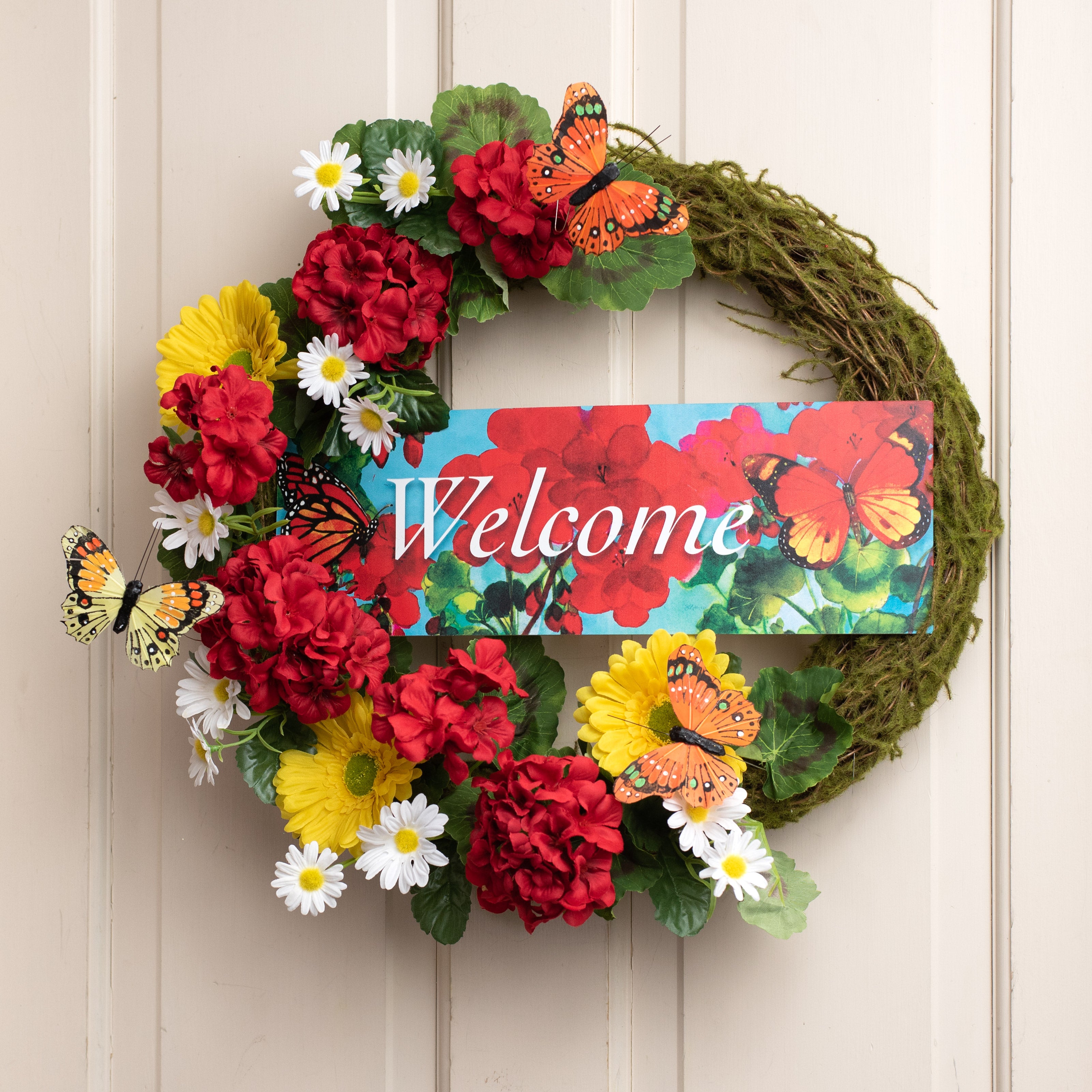 18" Geranium Bush: Red Lifestyle Photo