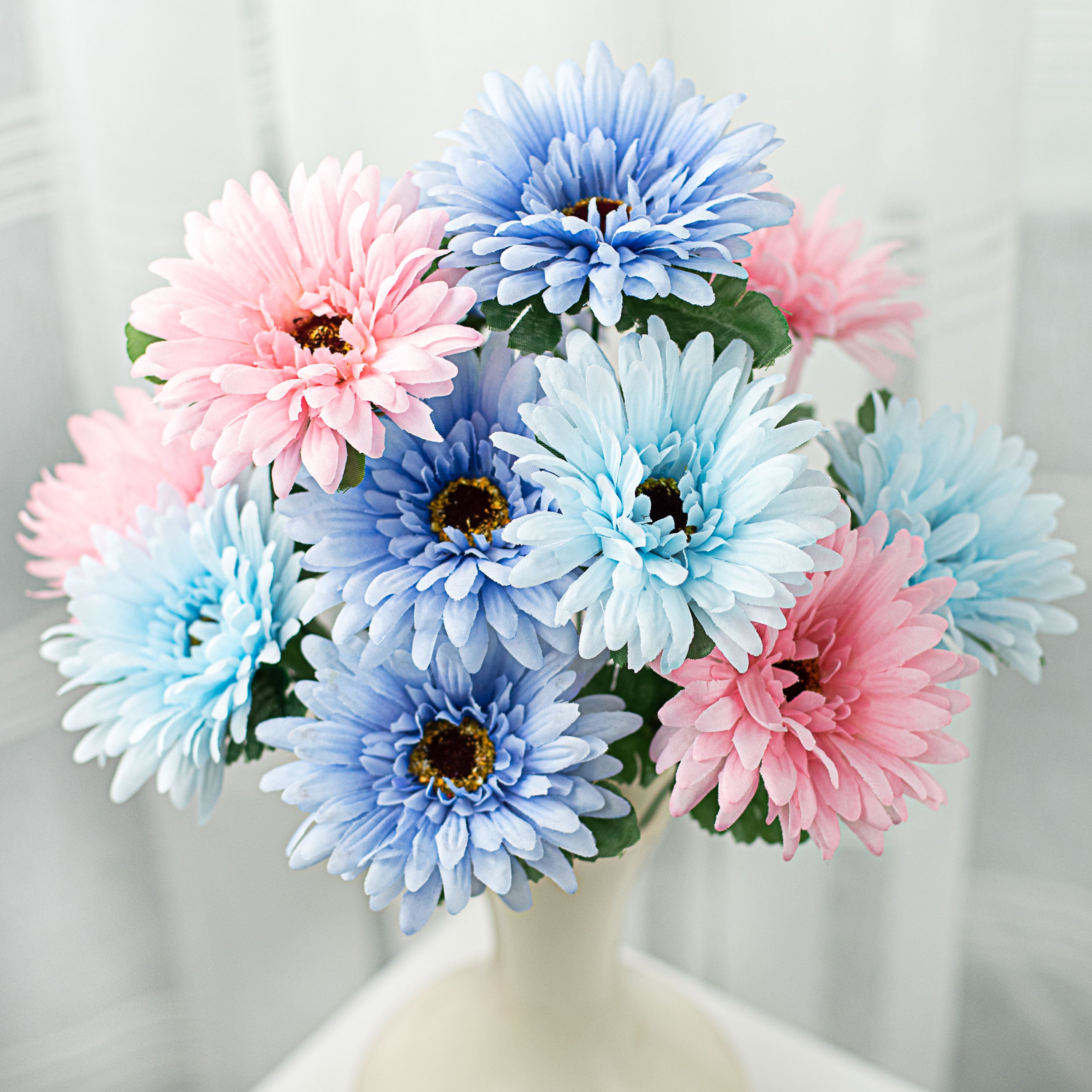18" Gerbera Daisy Bush: Pastel (12 Stem) Item Number: 30550PASTEL