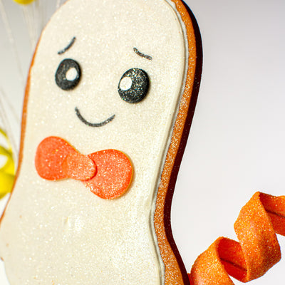 24" Ghost Cookie Spray: Candy Corn Hues Lifestyle Photo